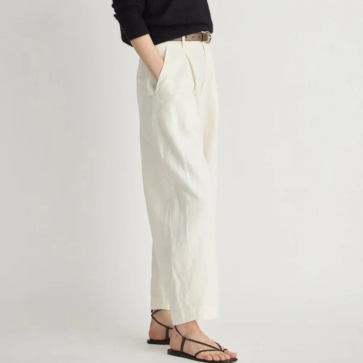 BARI+CROP+TROUSER+in+stone-1.jpg