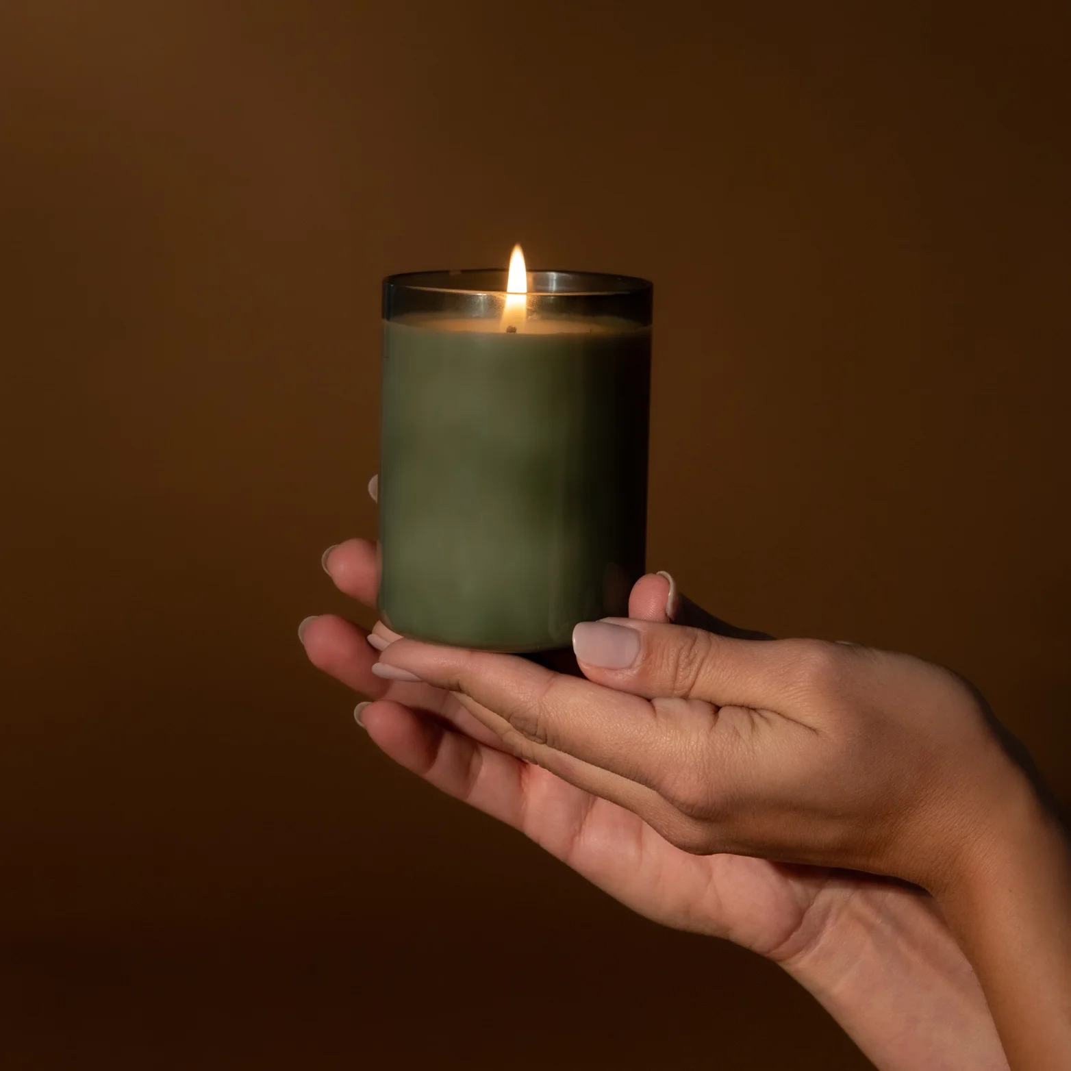 the-explorer-candle-field-kit.webp