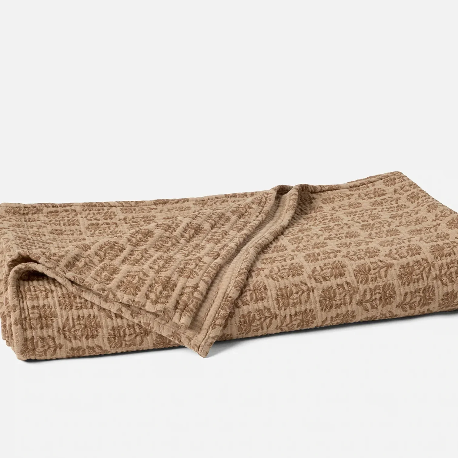 FA25_MiradaOrganicMatelasse_Blanket_FawnChrysanthemum_1625_4941c234-37af-497a-95a5-4104b13324d6.webp