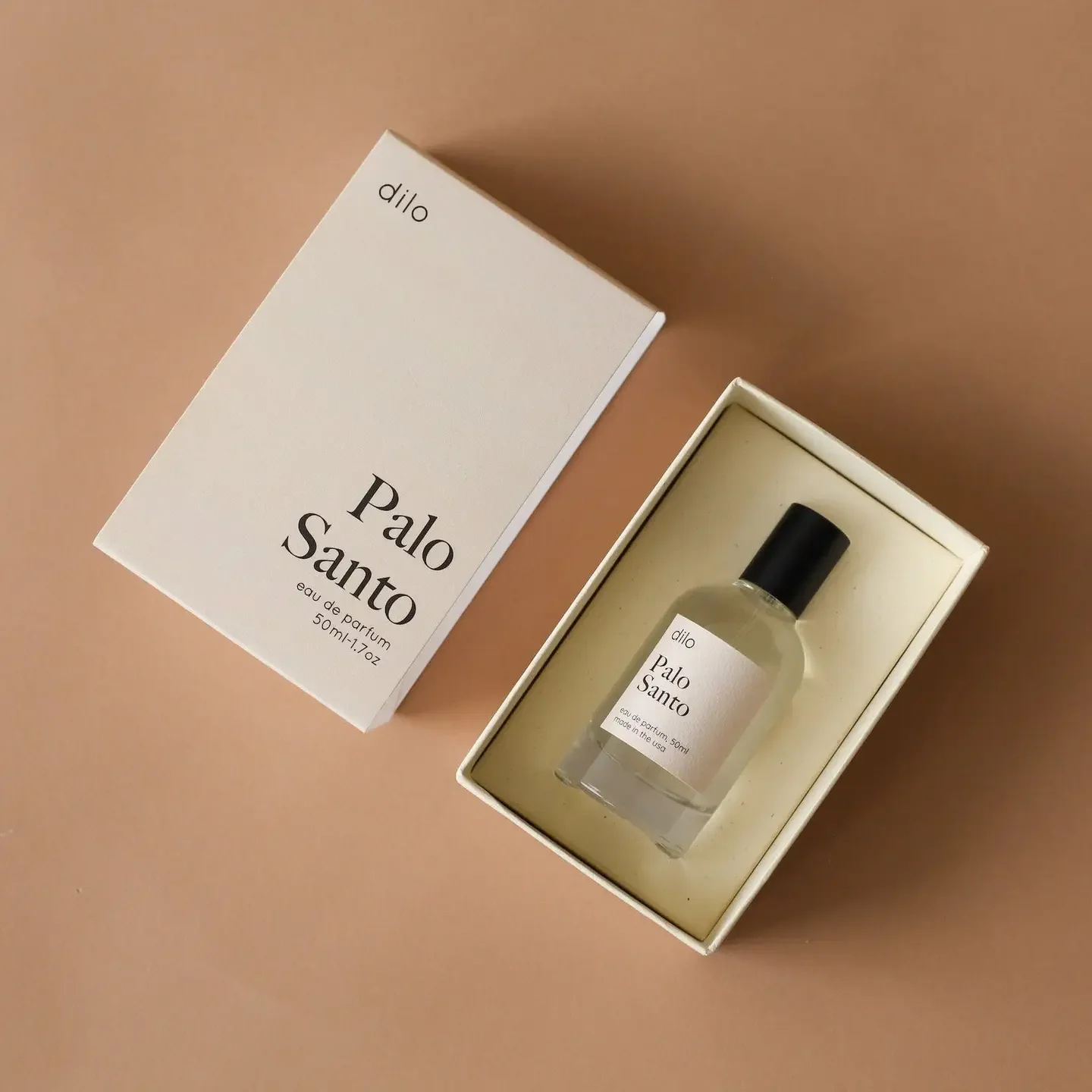 palo-santo-perfume-dilo.webp
