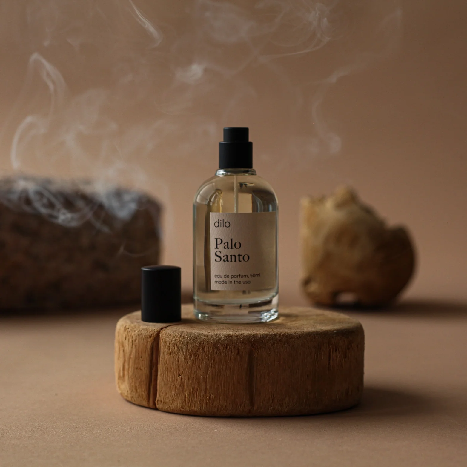 palo-santo-perfume-dilo-3.webp
