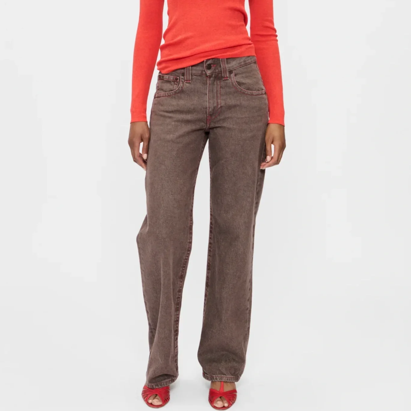 6397 - The Icon Jean in Sanded Soil
