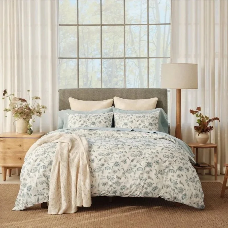 Viola-Print-Duvet_Undyed-with-Cerulean-boscos-mercantile.jpg