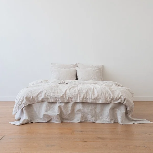 LinenMe-Natural-pinstripe-duvet-3.webp
