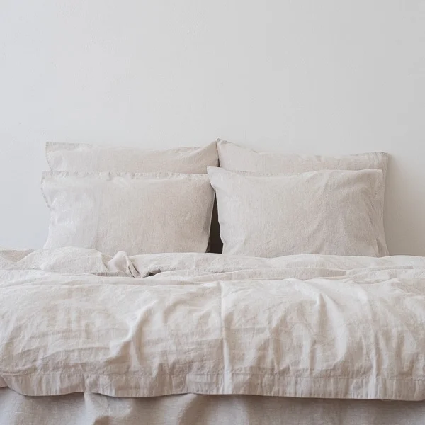 LinenMe-Natural-pinstripe-duvet-2.webp