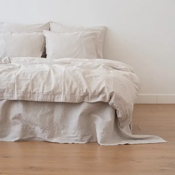 LinenMe-Natural-pinstripe-duvet.webp