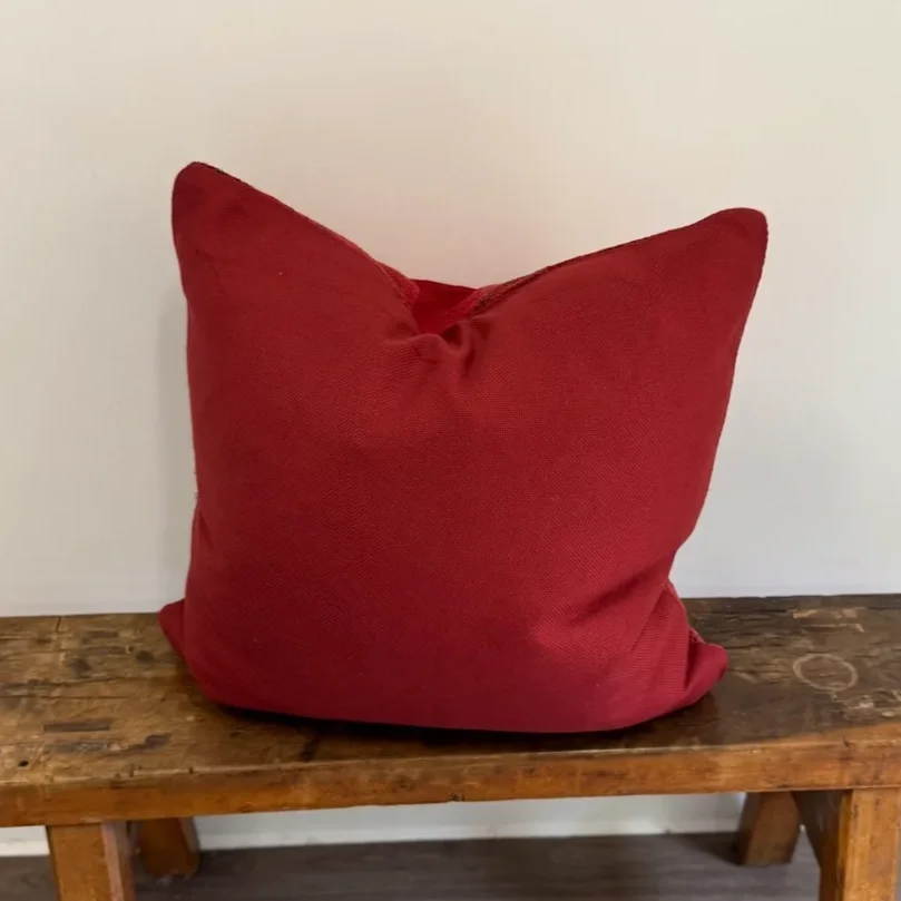 aloka-home-isleta-22x22-pillow-cover-back.webp