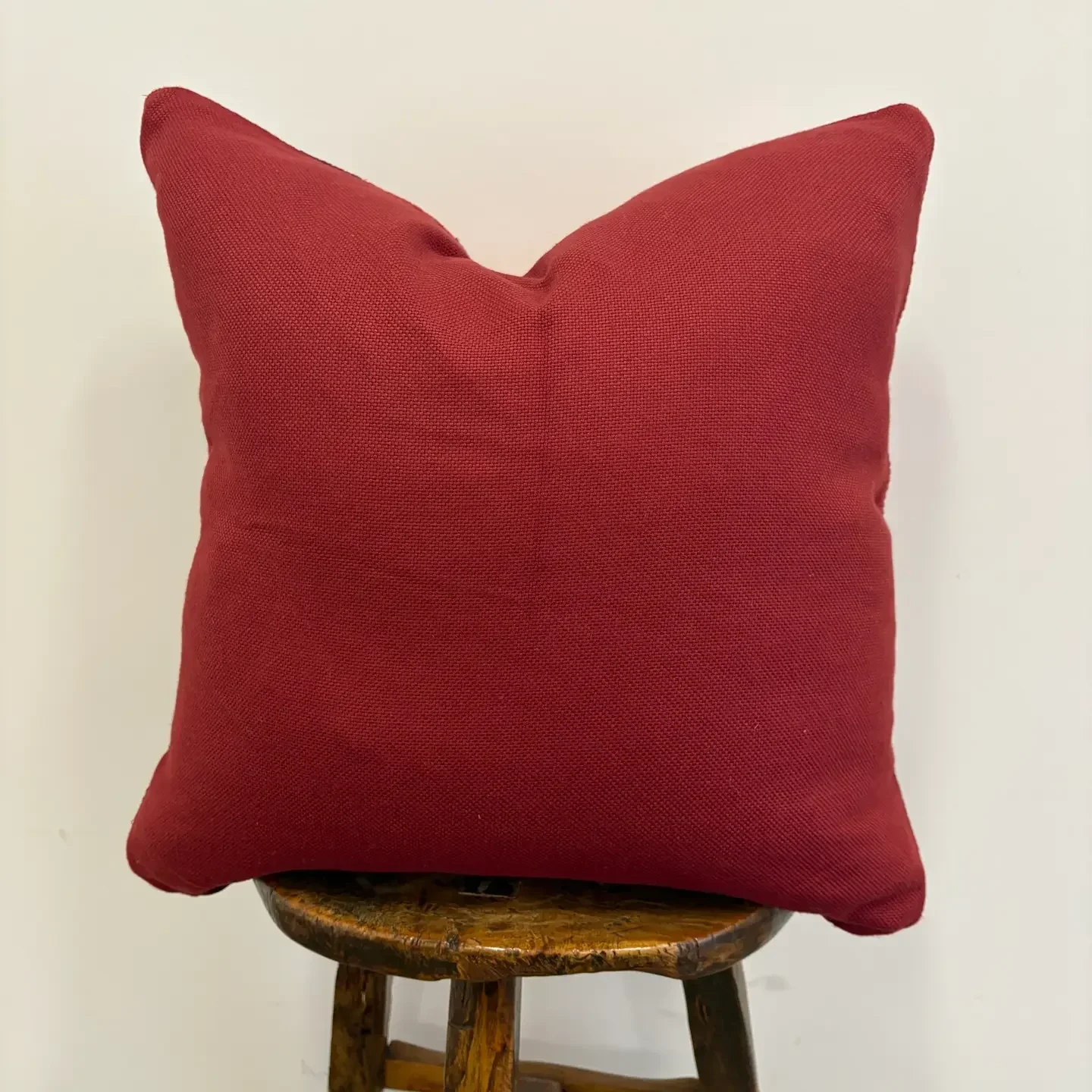 flowellen-22x22-pillow-cover-back.webp