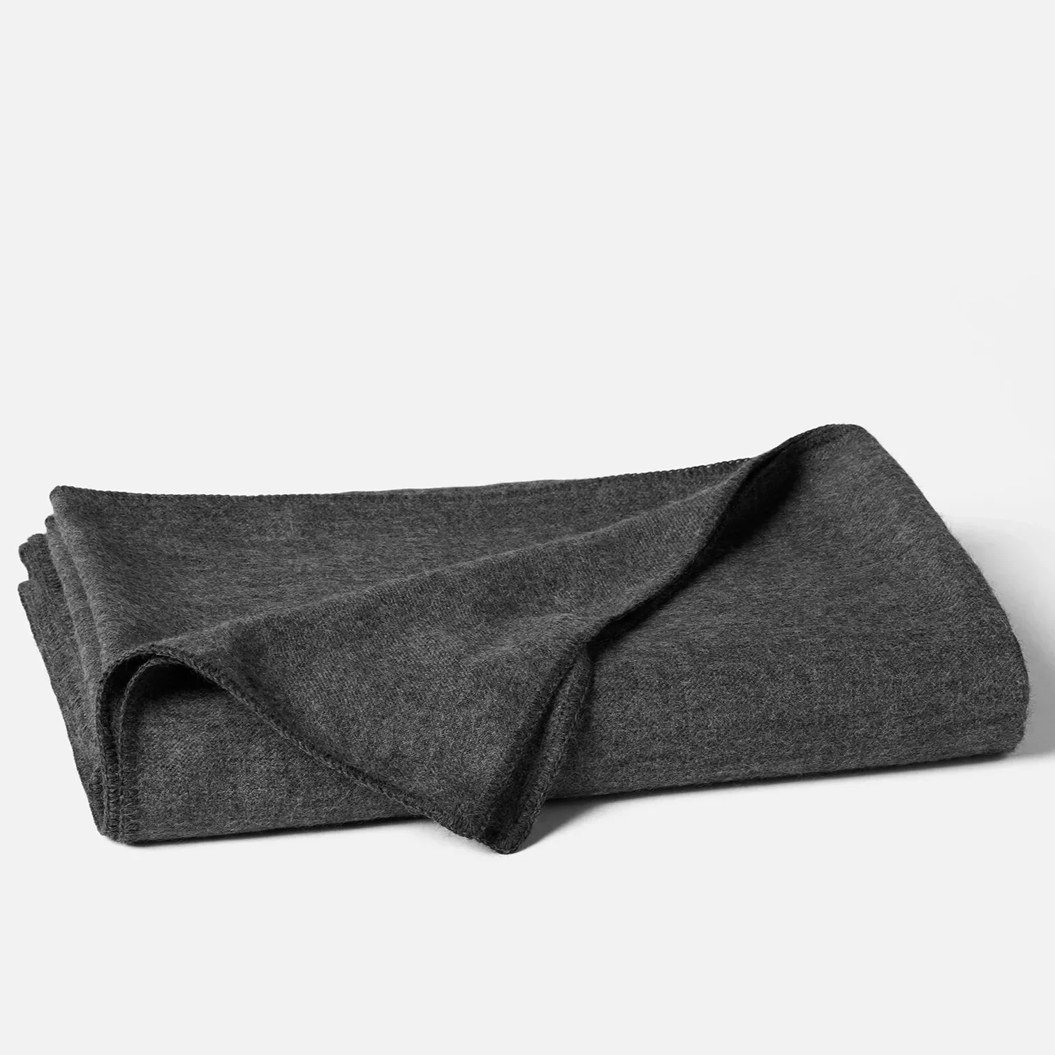 FA24_PacayaBabyAlpaca_Blanket_CharcoalHeatherAlpineWhite_A_717_72dc91c1-9e40-4ac6-b248-aaee1ee1a95e.webp