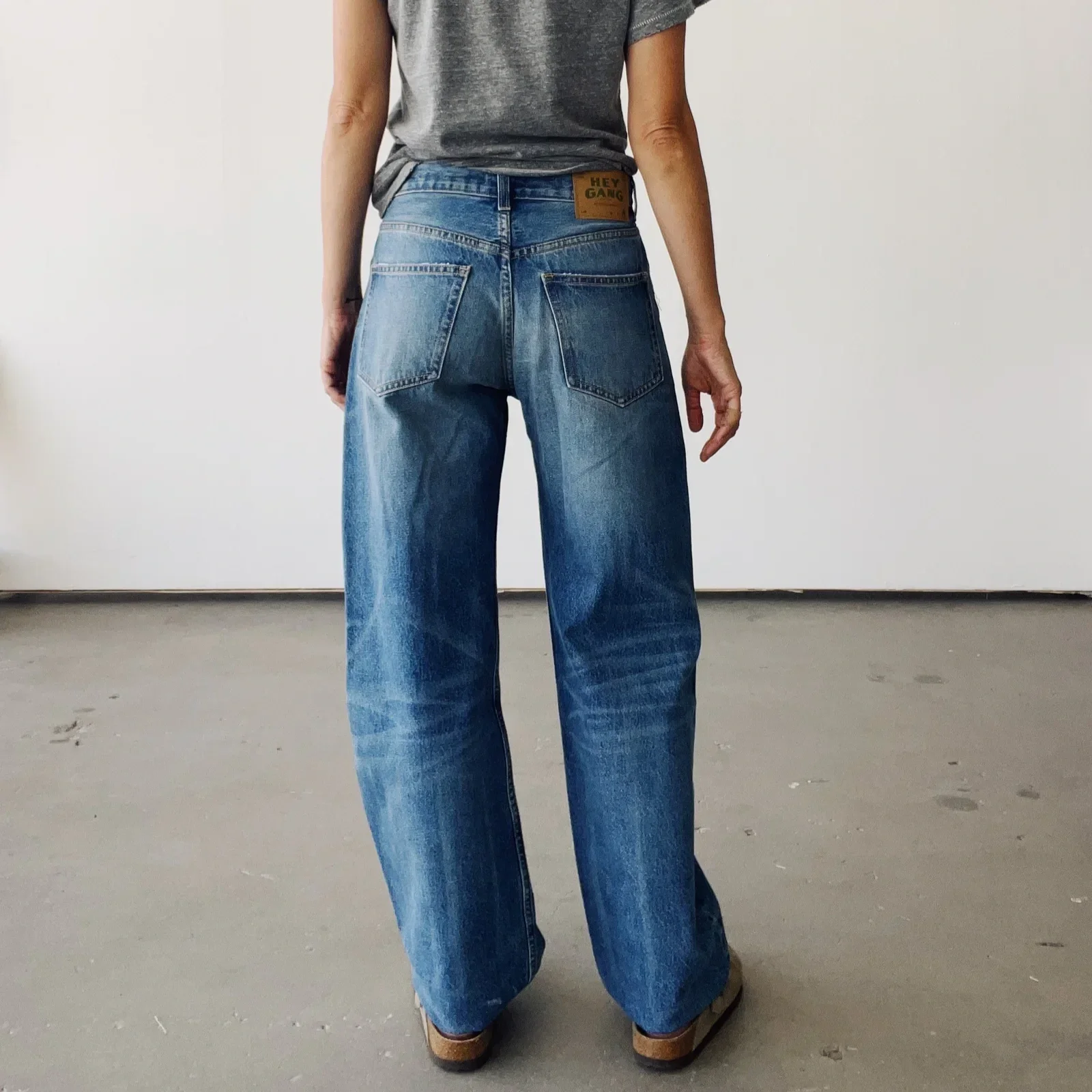 hey-gang-the-wide-slouch-earle-wash-boscos-mercantile-1.webp