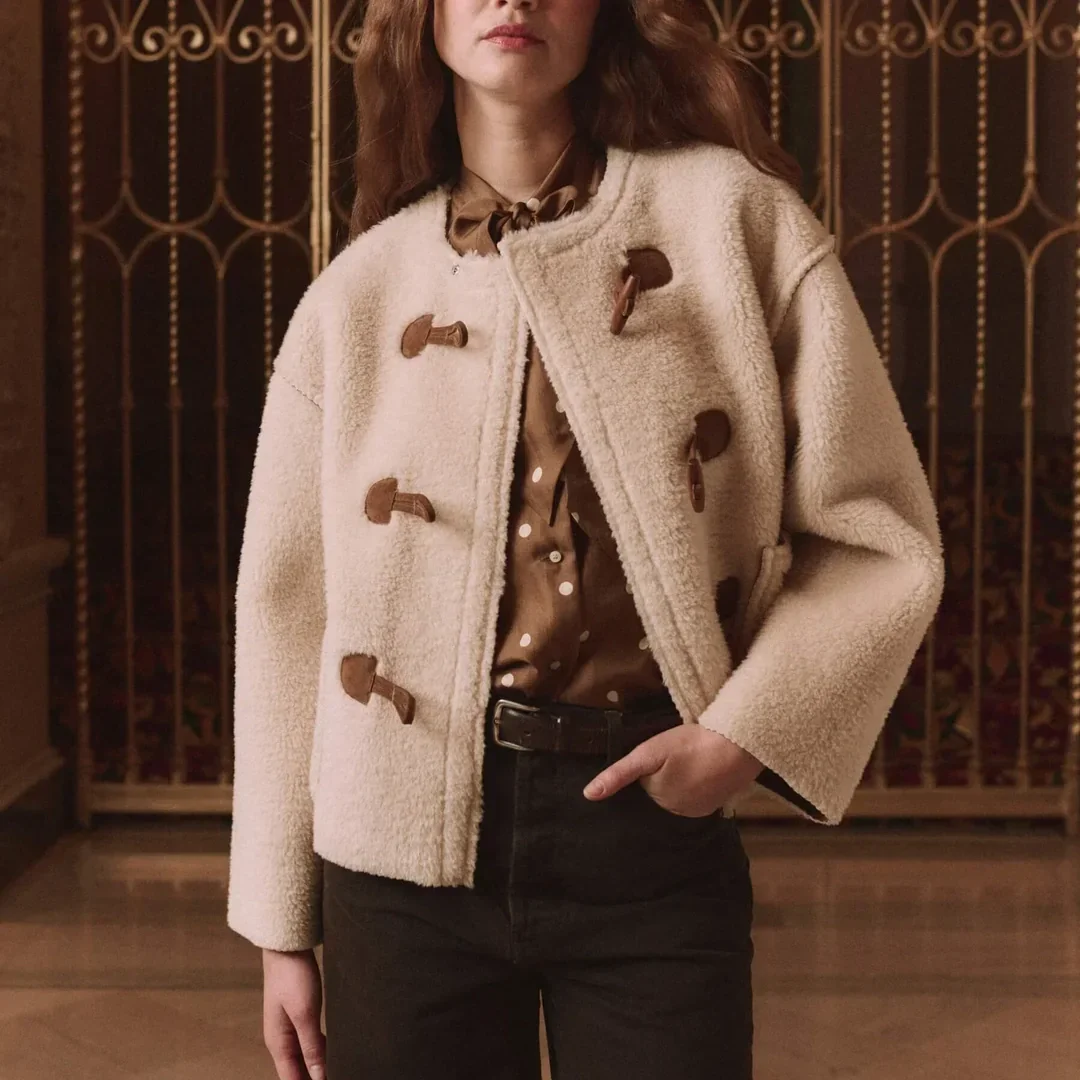 THE-GREAT-LOOK-13-THE-WOODSIDE-TOGGLE-COAT-CREAM-THE-ZENITH-TOP-COPPER-BUBBLE-DOT-THE-FORD-JEAN-TARNISHED-BROWN-01715_1080x.webp