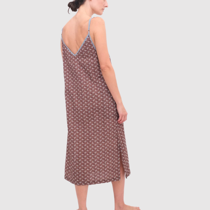 Domi-Teagan-Double-V-slip (3).png