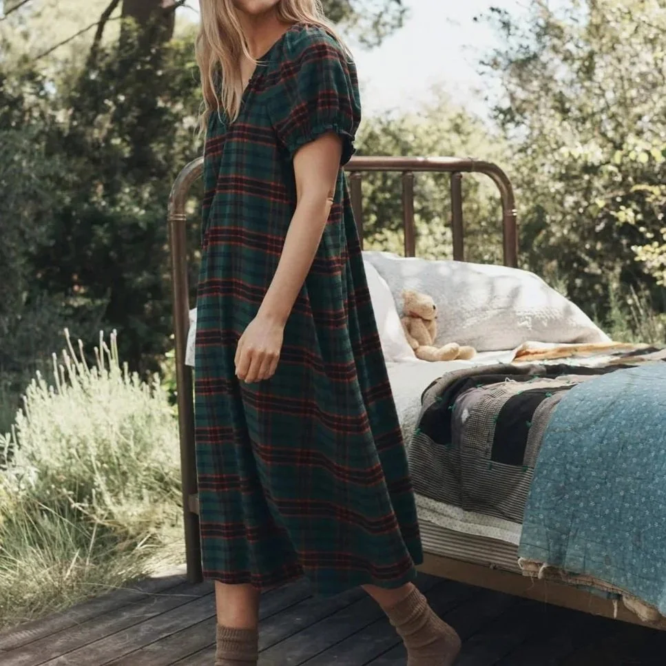 THE-GREAT-LOOK-25-THE-SMOCKED-SLEEP-DRESS-LODGE-PLAID-00303_1080x.jpg