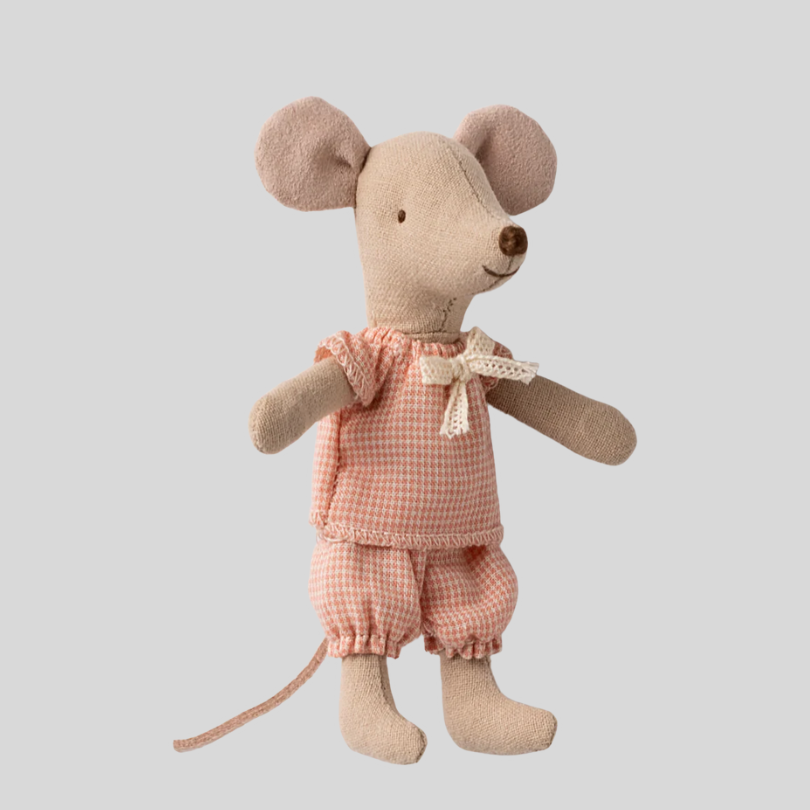 Maileg-little-sister-mouse-in-boxBoscos-mercantile.png