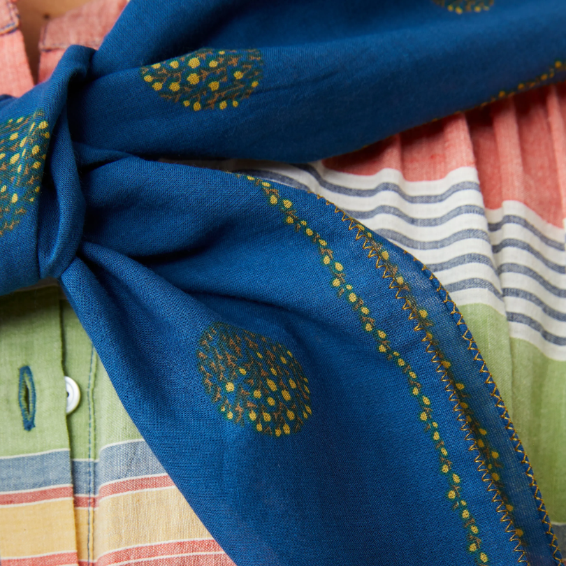 moismont-pearl-scarf-820-ink-boscos-mercantile (4).png