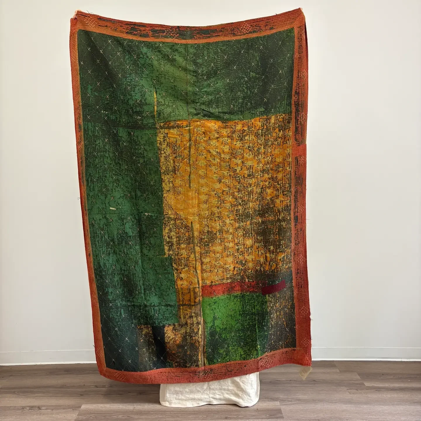 annie-quilt-other-side-aloka-home.webp