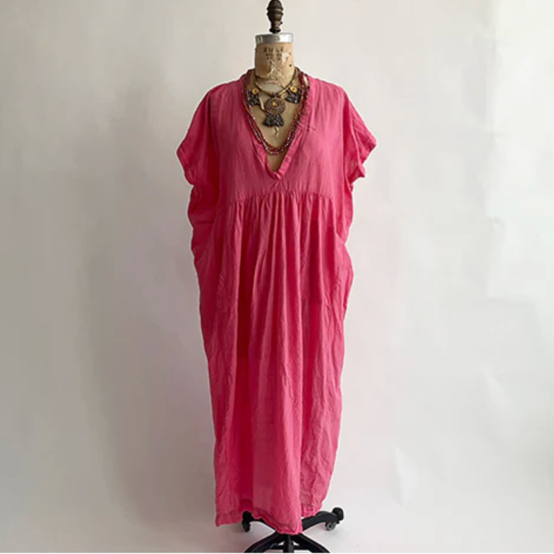 Auntie Oti - Long V Dress in Coral