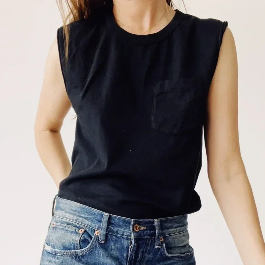 Hey Gang - Muscle Tee in Black