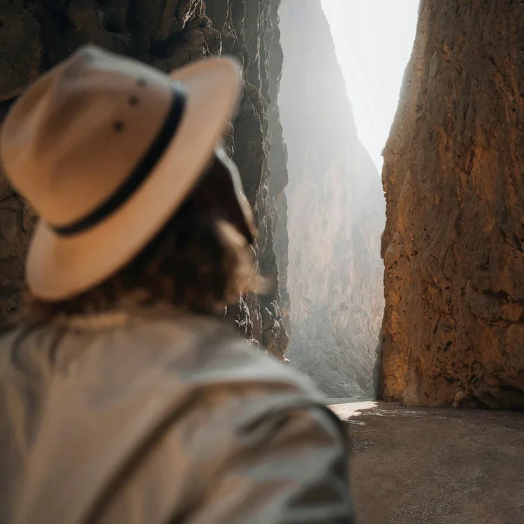 EXPLORER.webp
