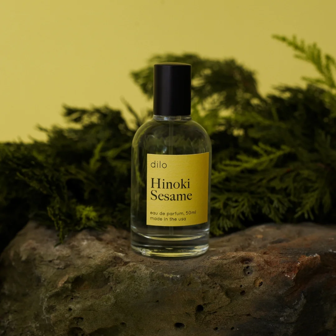 hinoki-sesame-perfume-dilo-4.webp
