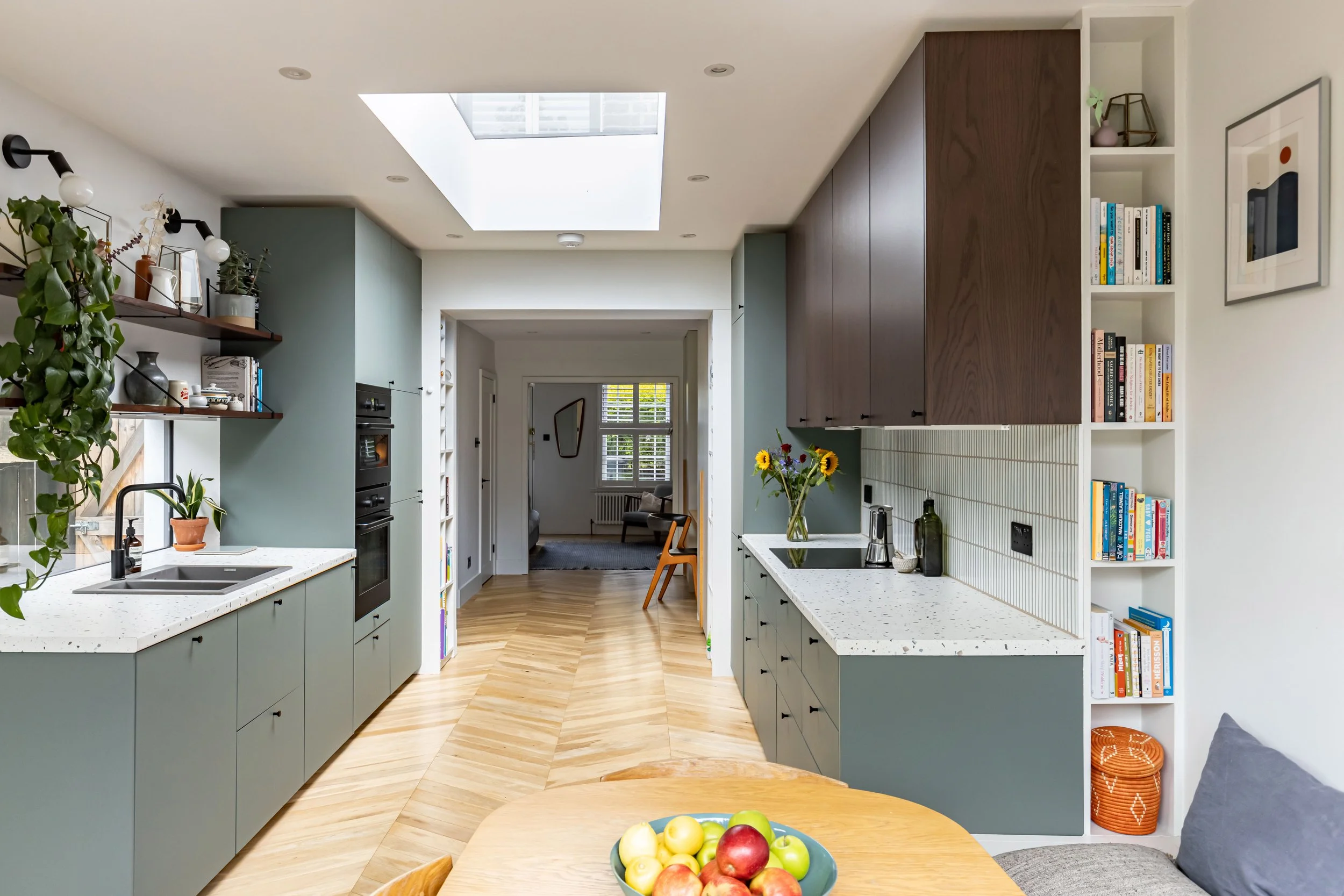 Kitchen2.jpg
