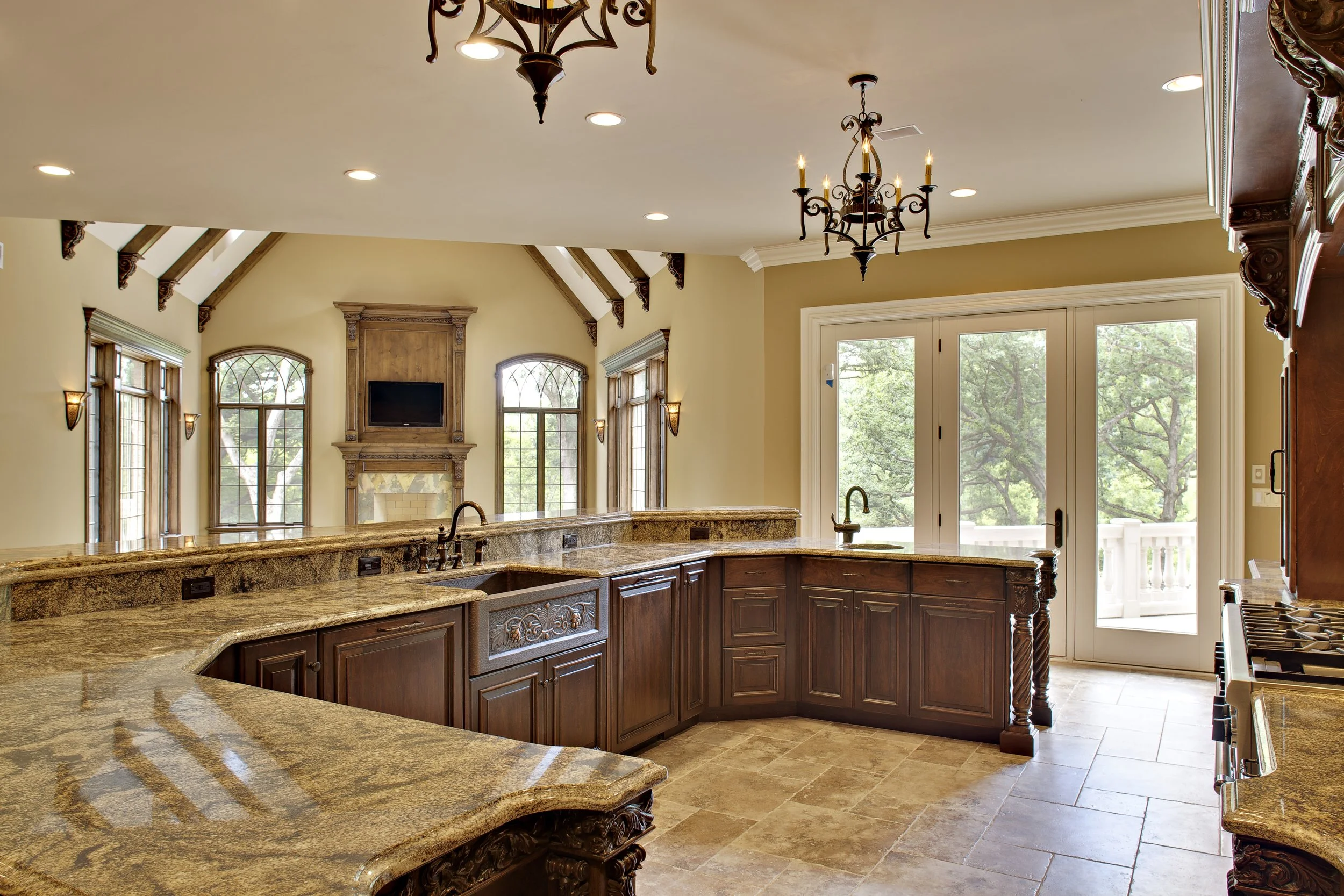 Oversized Center Island w/Open Floor Plan &amp; Hearth Room in St. Charles IL. 60174.  Stained Ceiling Beams