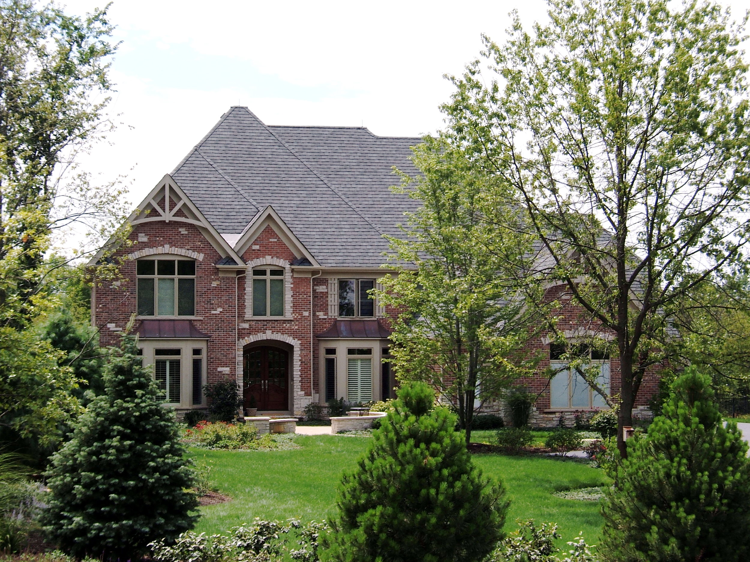 Custom Home Exterior with Brackets in Forest Glen Subdivision in St. Charles IL 60174
