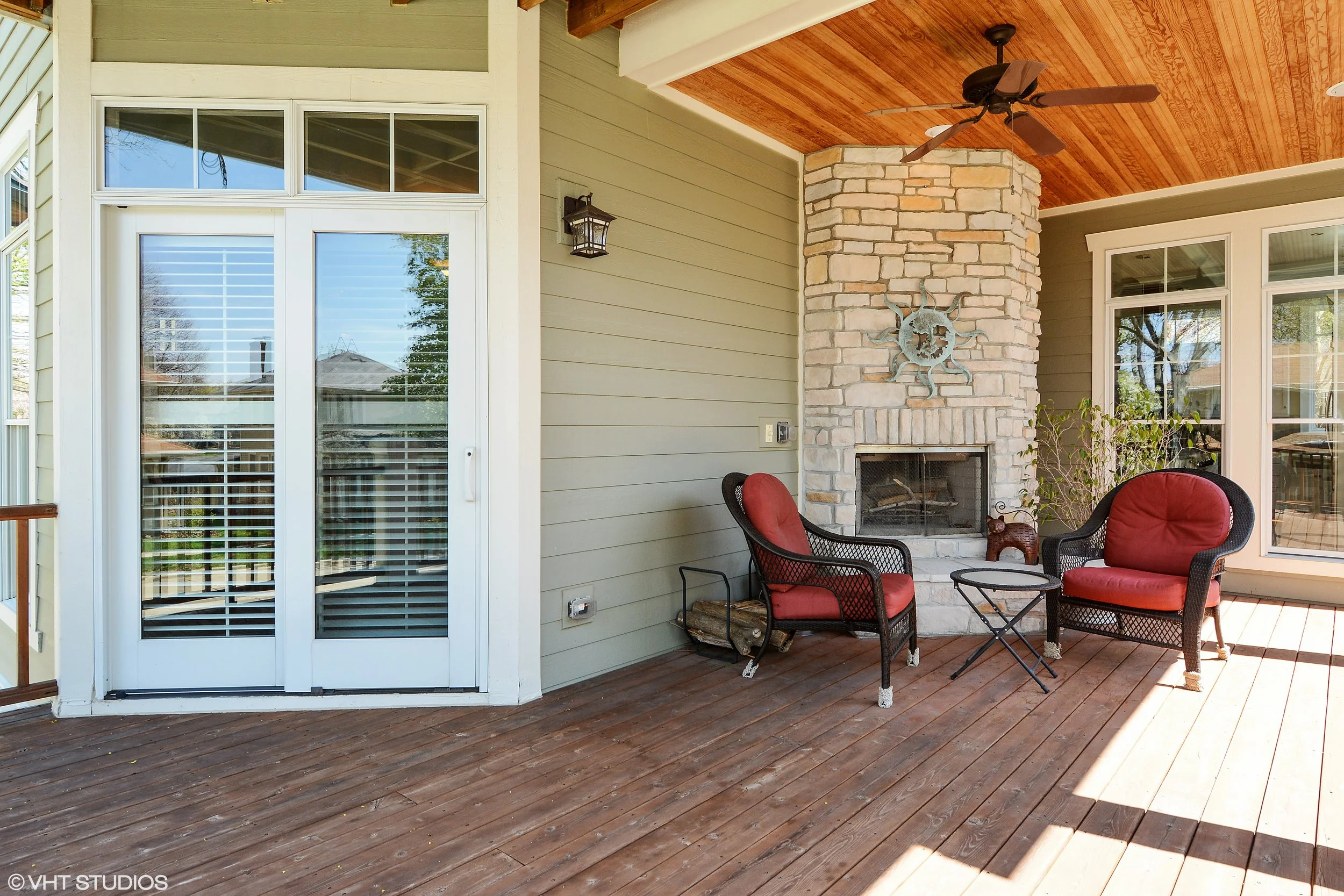 24_312S3rdAve_66_Deck_HiRes.jpg