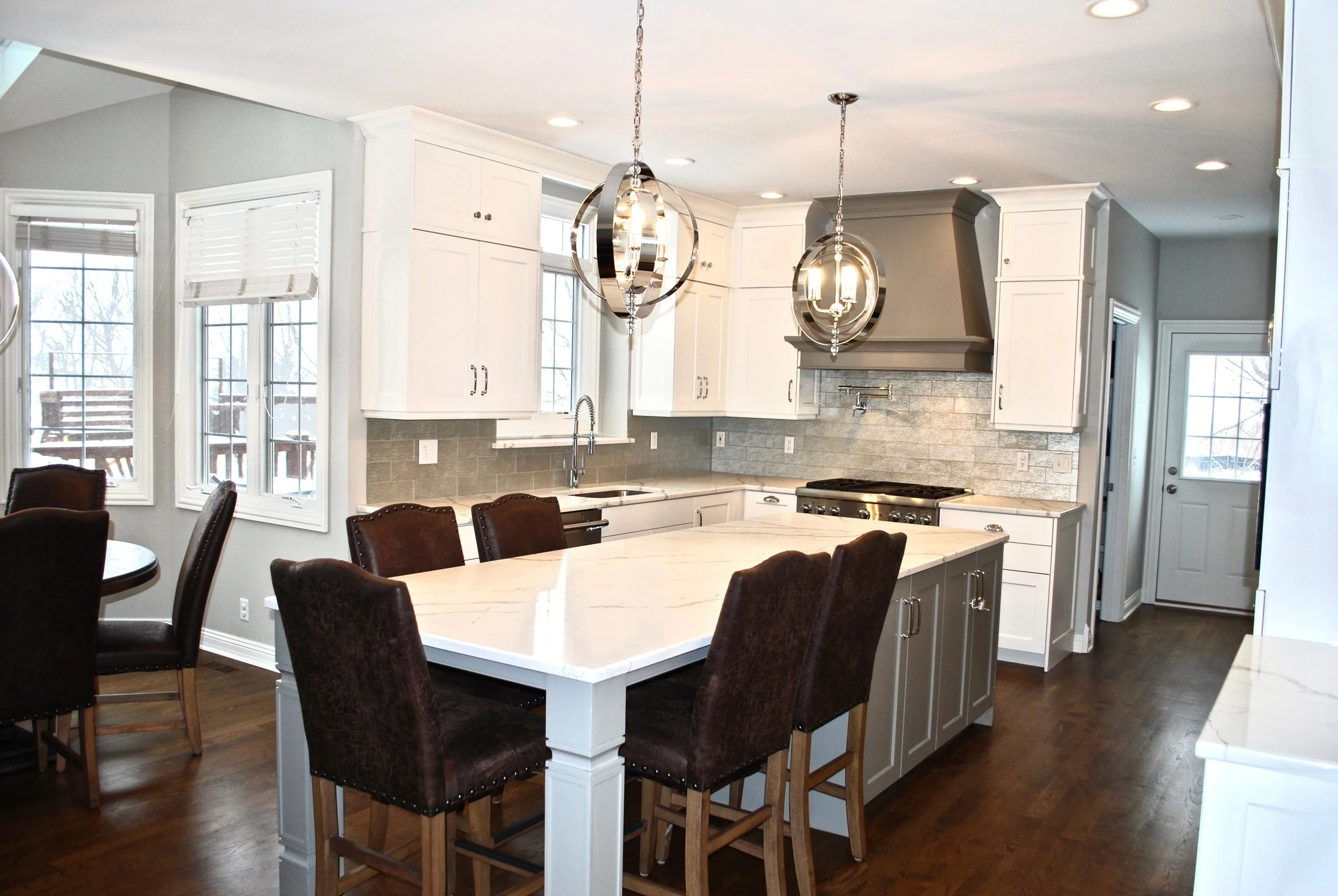 Custom Kitchen in St. Charles IL. Completed by Southampton Builders.  