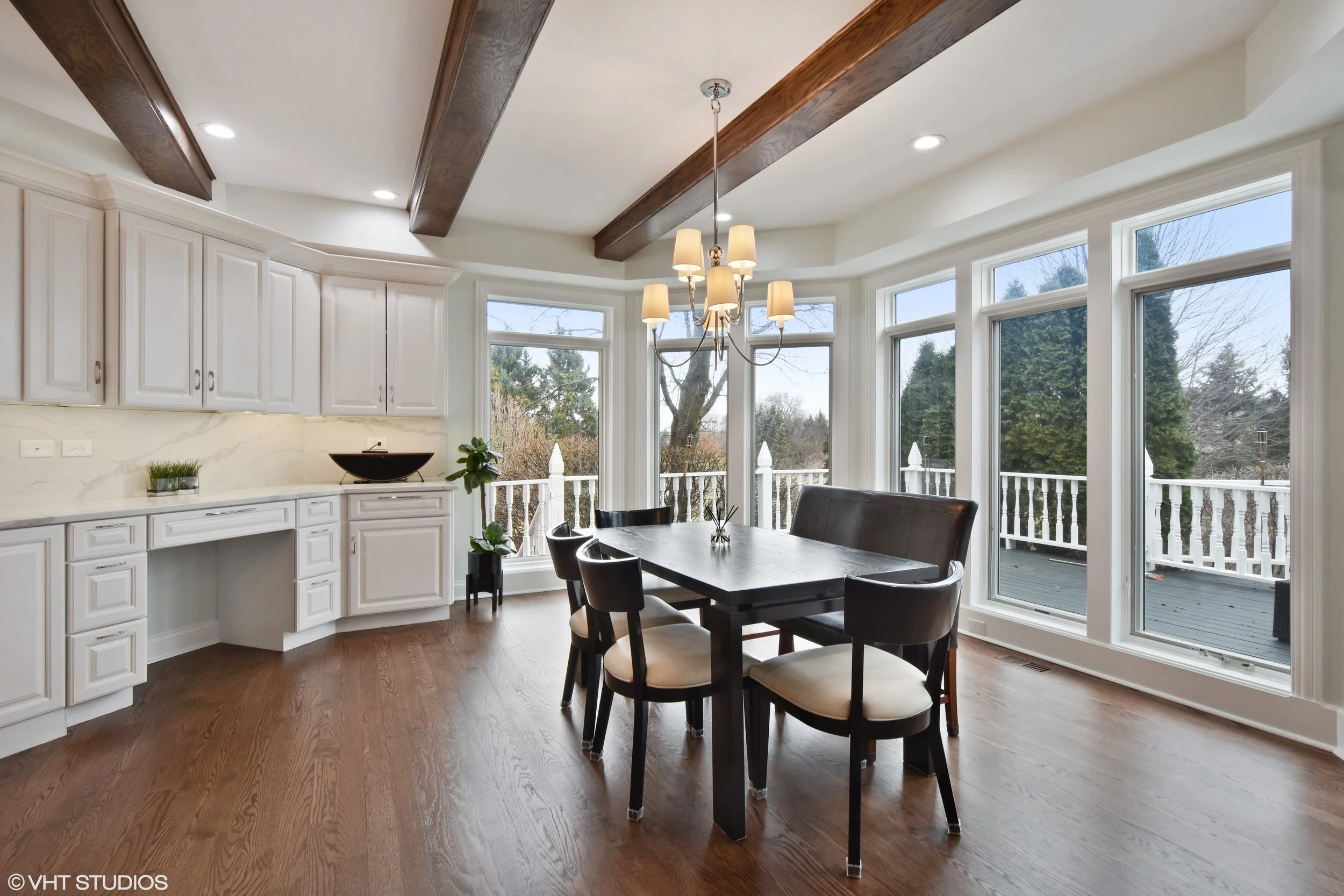 Eating Area Wooden Beams in Breakfast Nook - Elmhurst IL