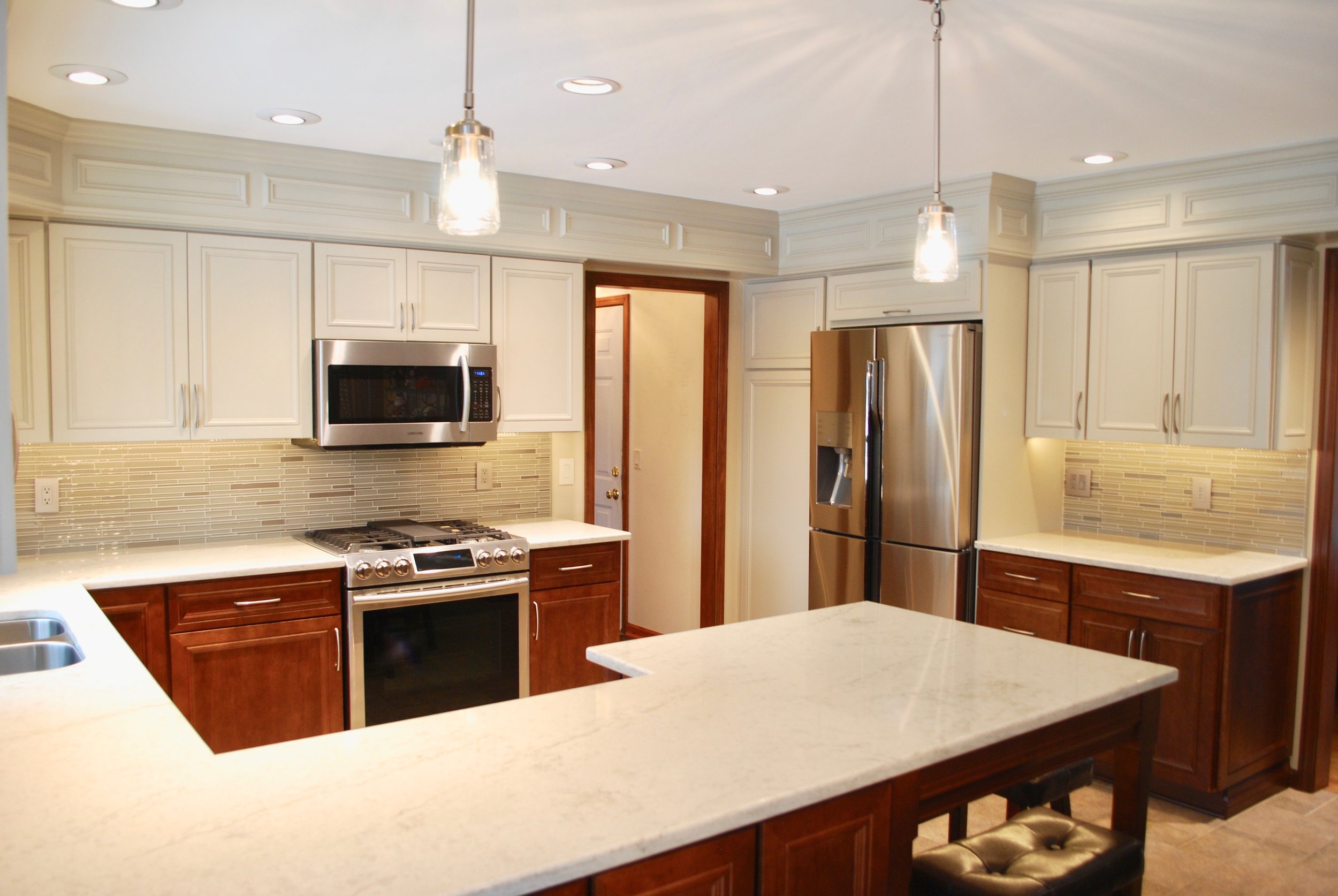 Geneva IL Quartz Counters Kitchen Remodeling