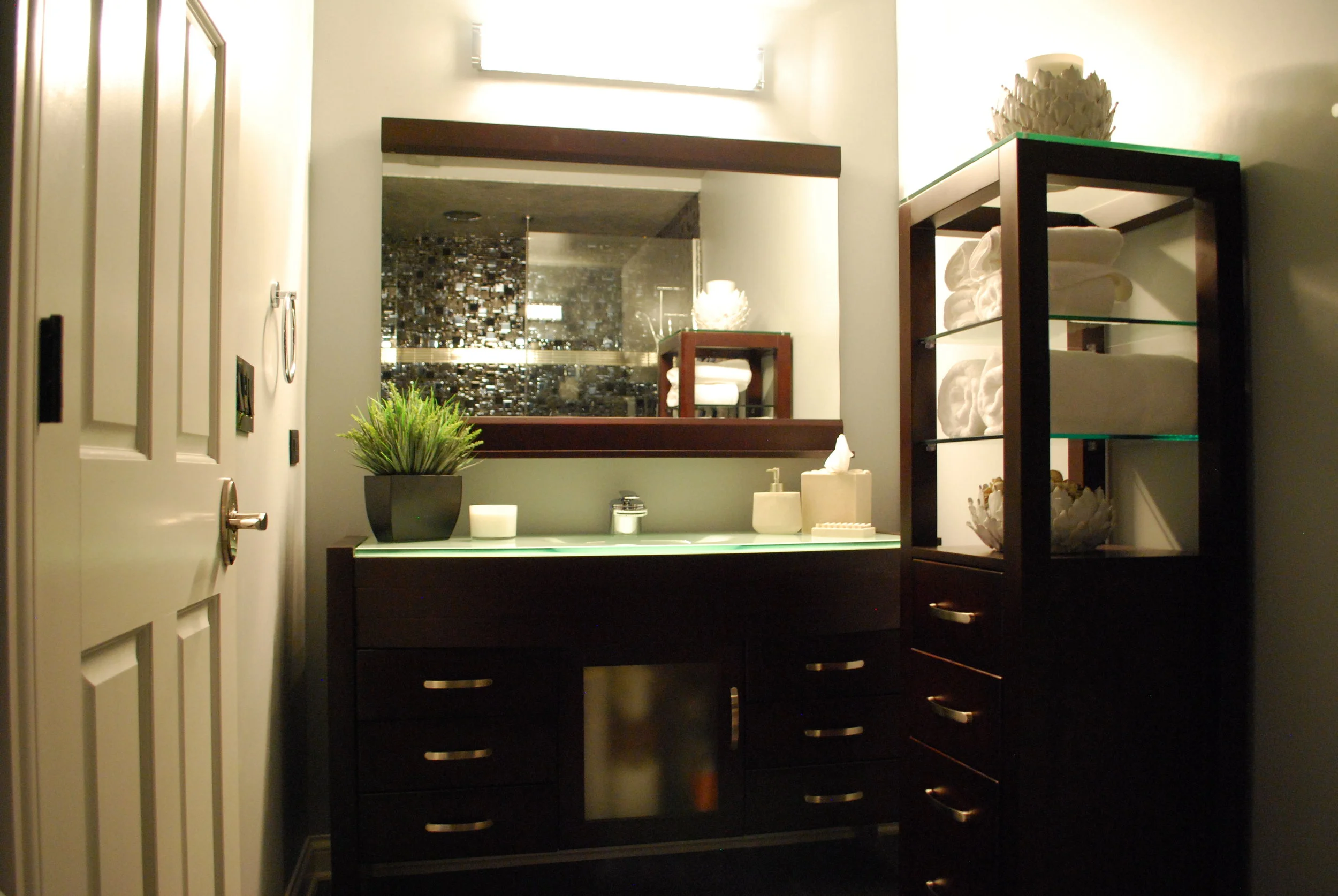 Affordable Professional Bathroom Remodeling & Updating. Located in