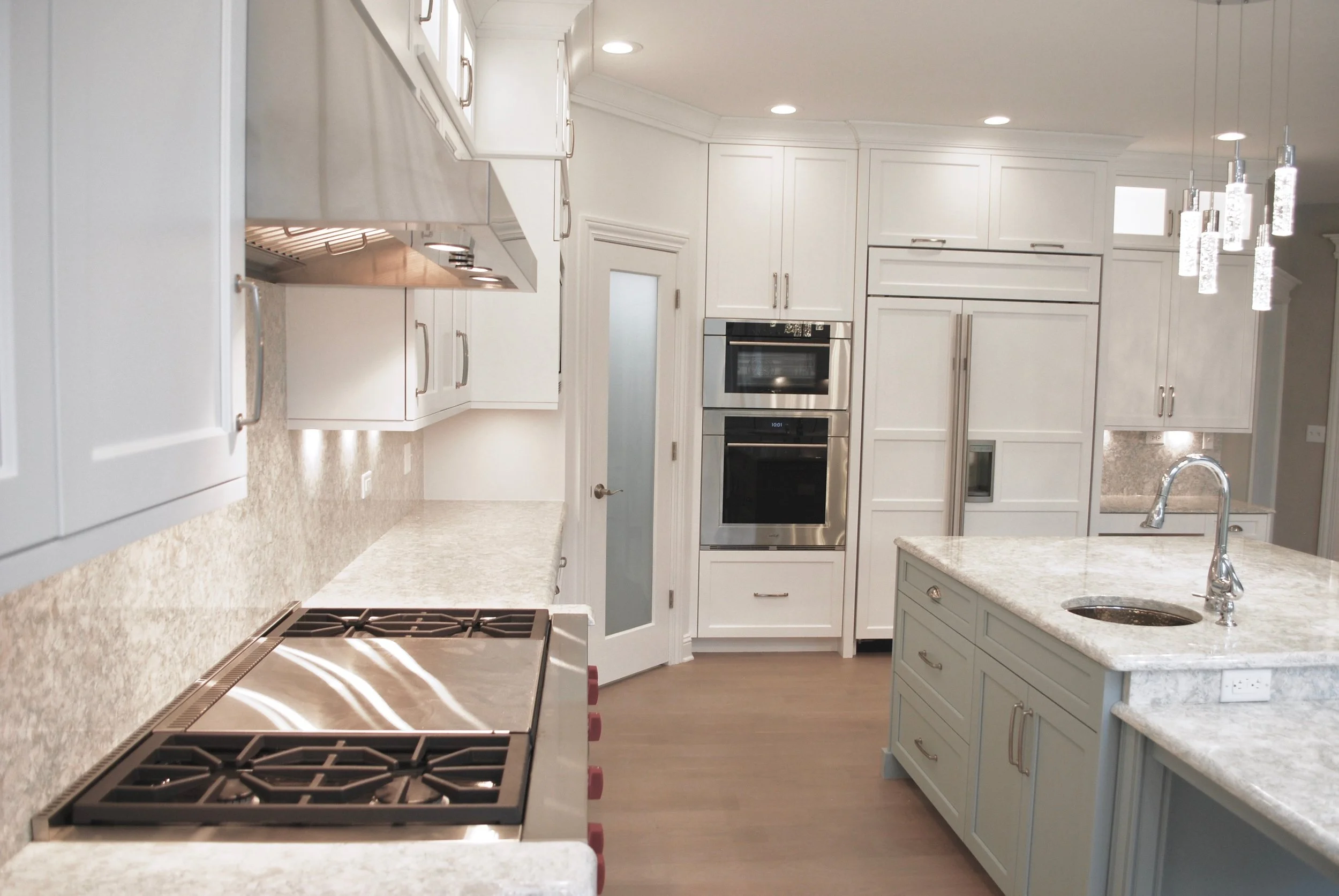 CUSTOM KITCHEN RENOVATIONS IN LOMBARD IL