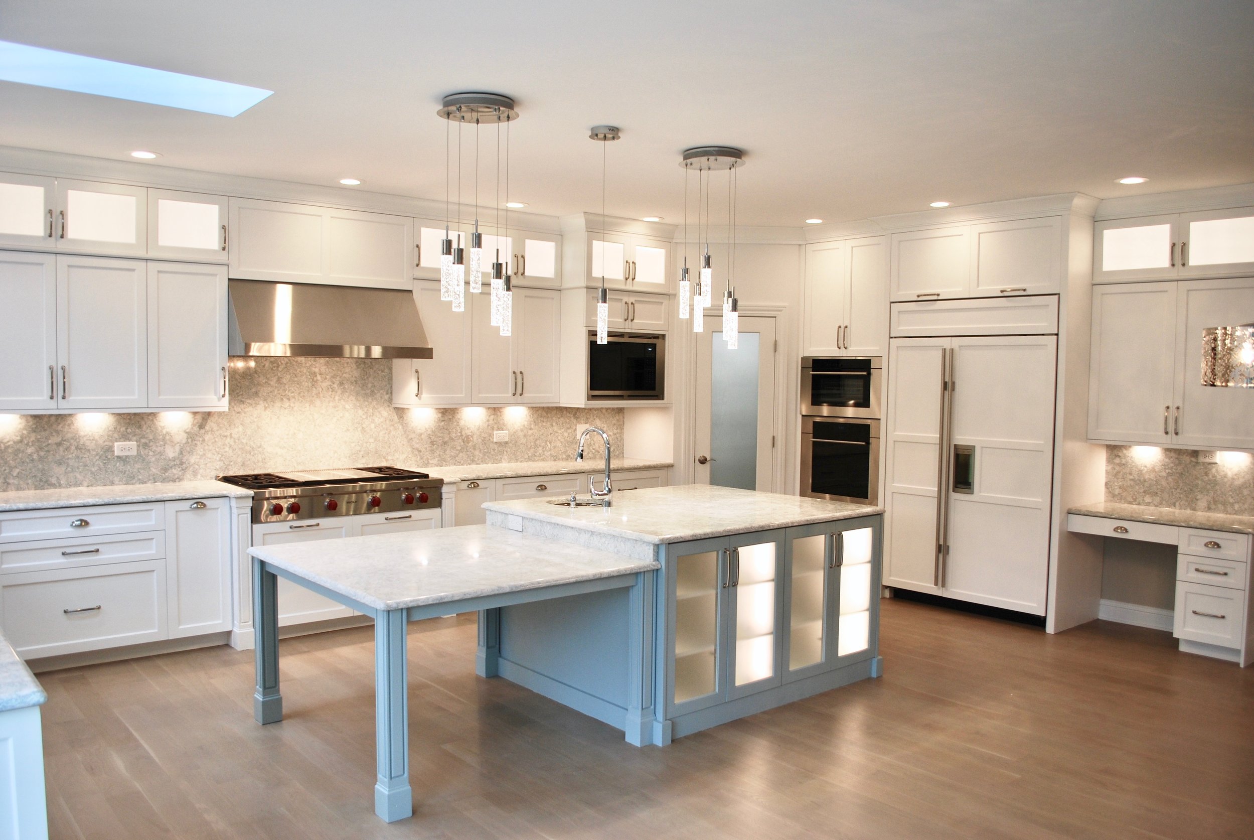 GLEN ELLYN KITCHENS