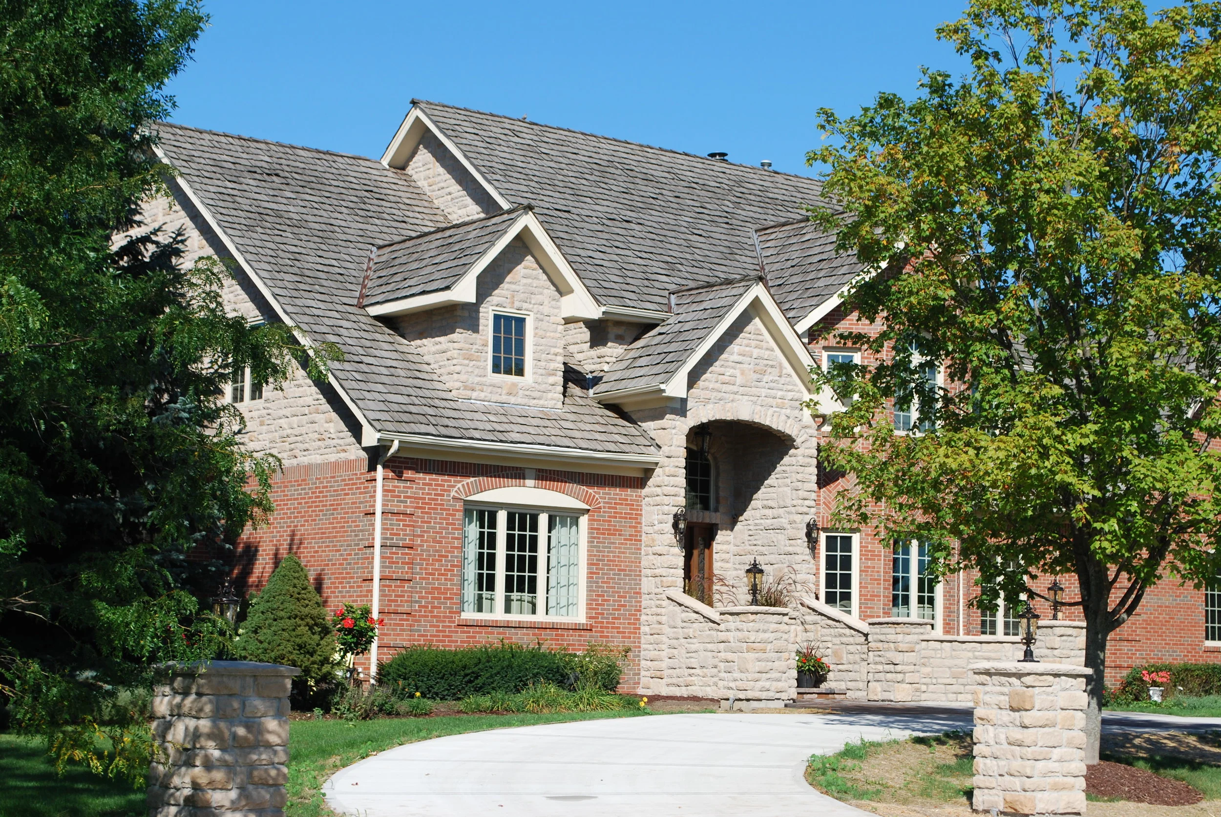 CUSTOM HOME REMODEL IN INVERNESS IL. HOME ADDITION & MASTER BATHROOM
