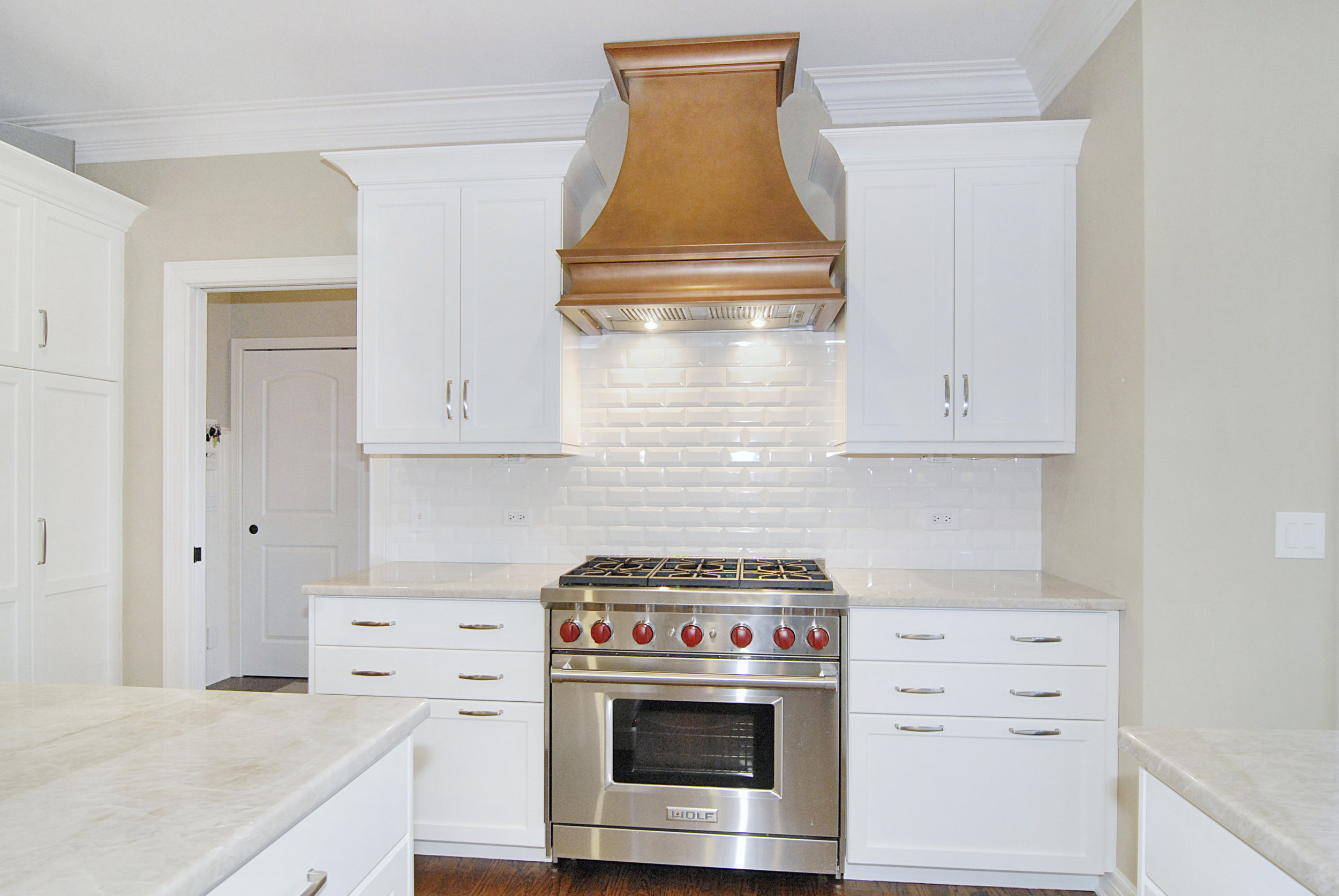 NAPERVIILLE IL KITCHEN HOOD REMODEL WITH COPPER HAMMERED HOOD