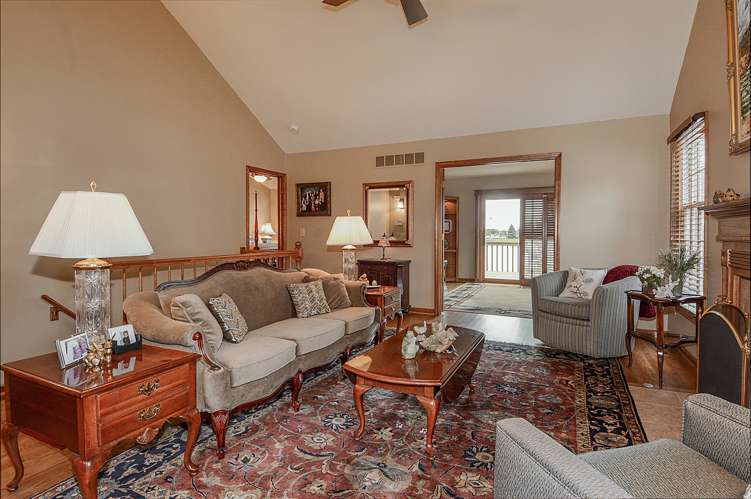 Naperville Illinois Townhome Updating &amp; Remodeling. Looking to Renovate Your Townhome Before You List For Sale? Call Southampton
