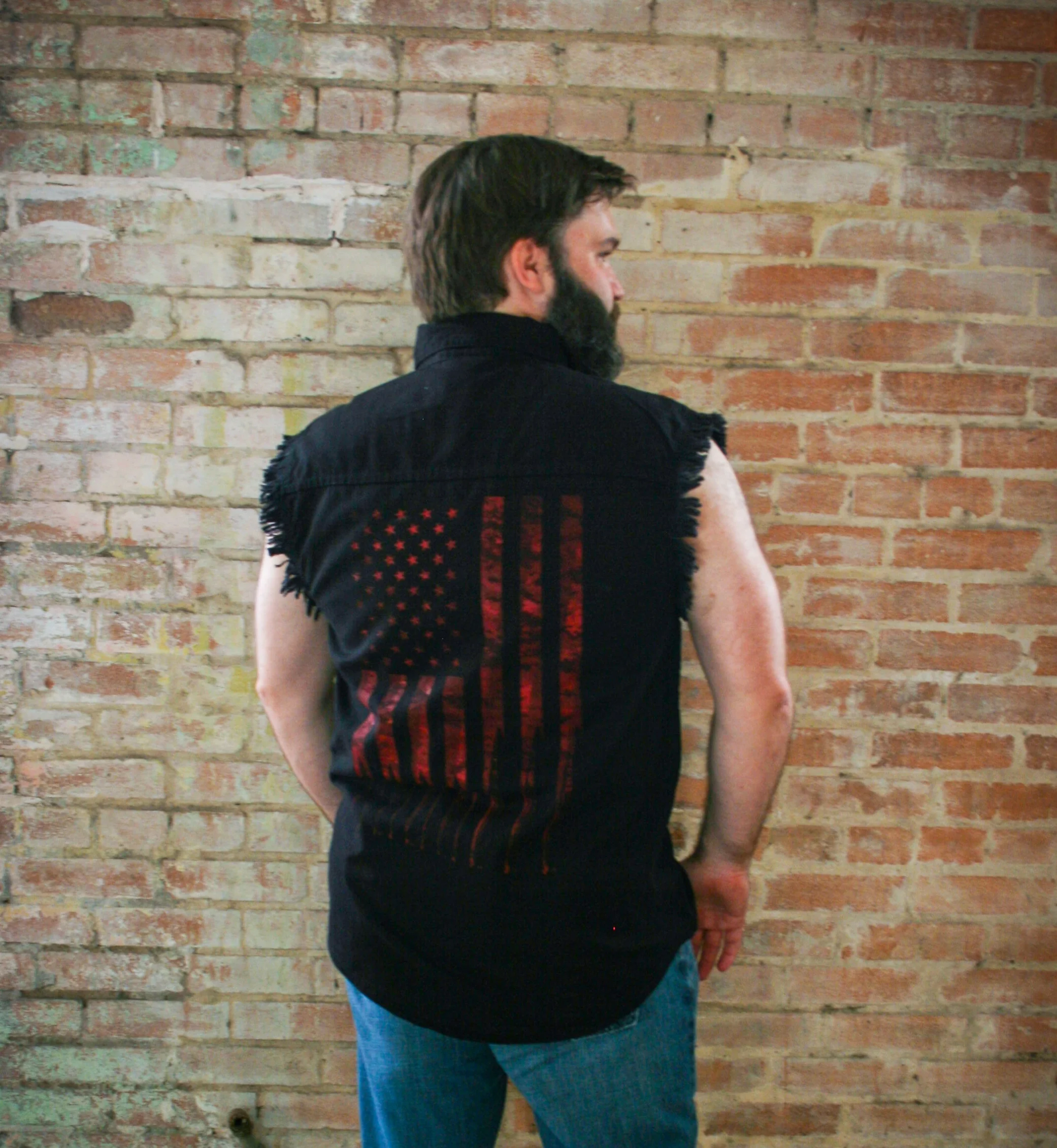 Black sleeveless denim red flag M-3X