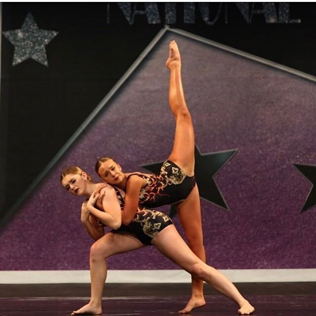 Prdt team duo @ella.brady51 @kalyssa_caitlyn connection, balance, strength and trust. They have it! #prdt #dance #dancer #trusttheprocess #balance #contemporary