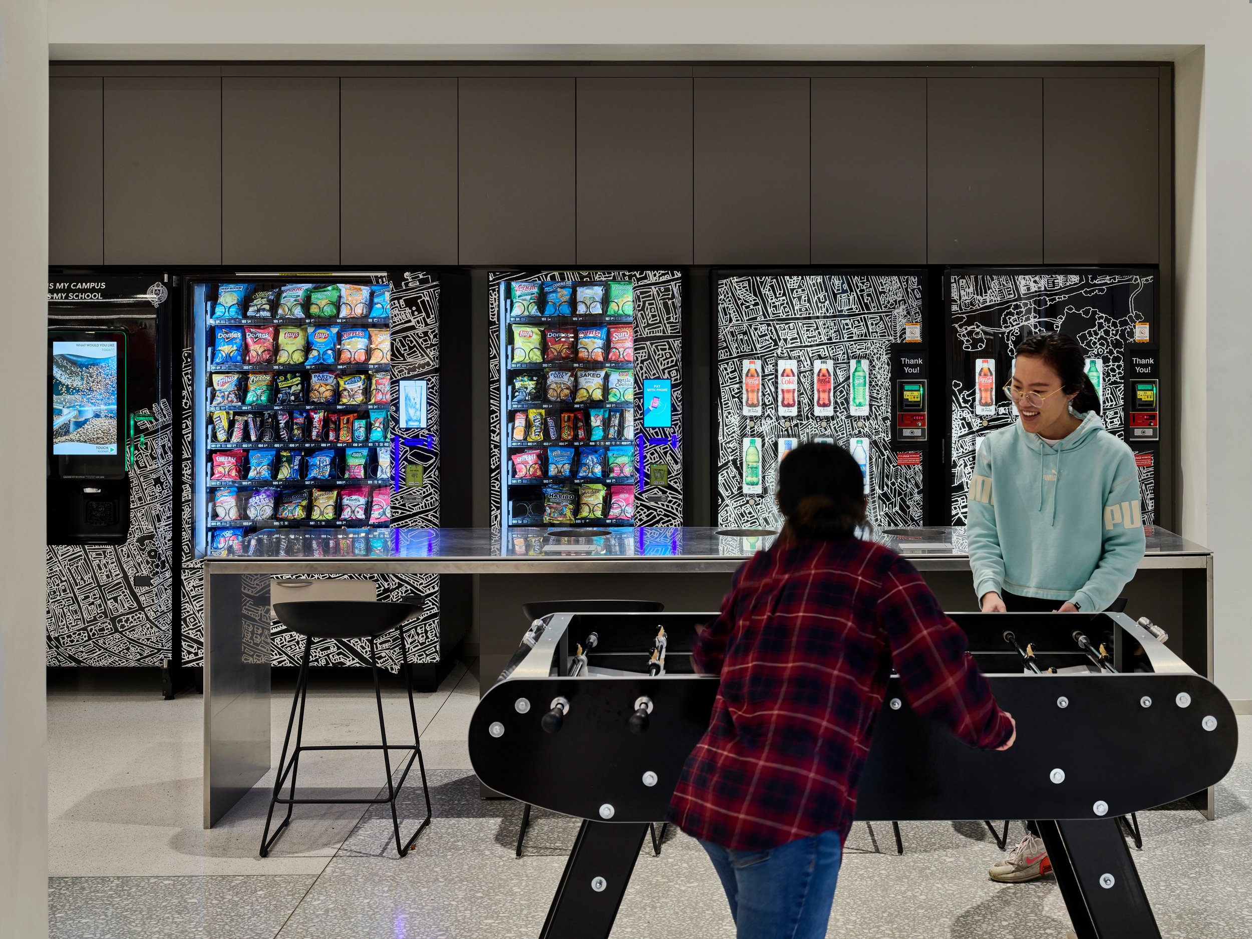 Manhattan Fordham Vending_Chanel Dehond_web.jpg