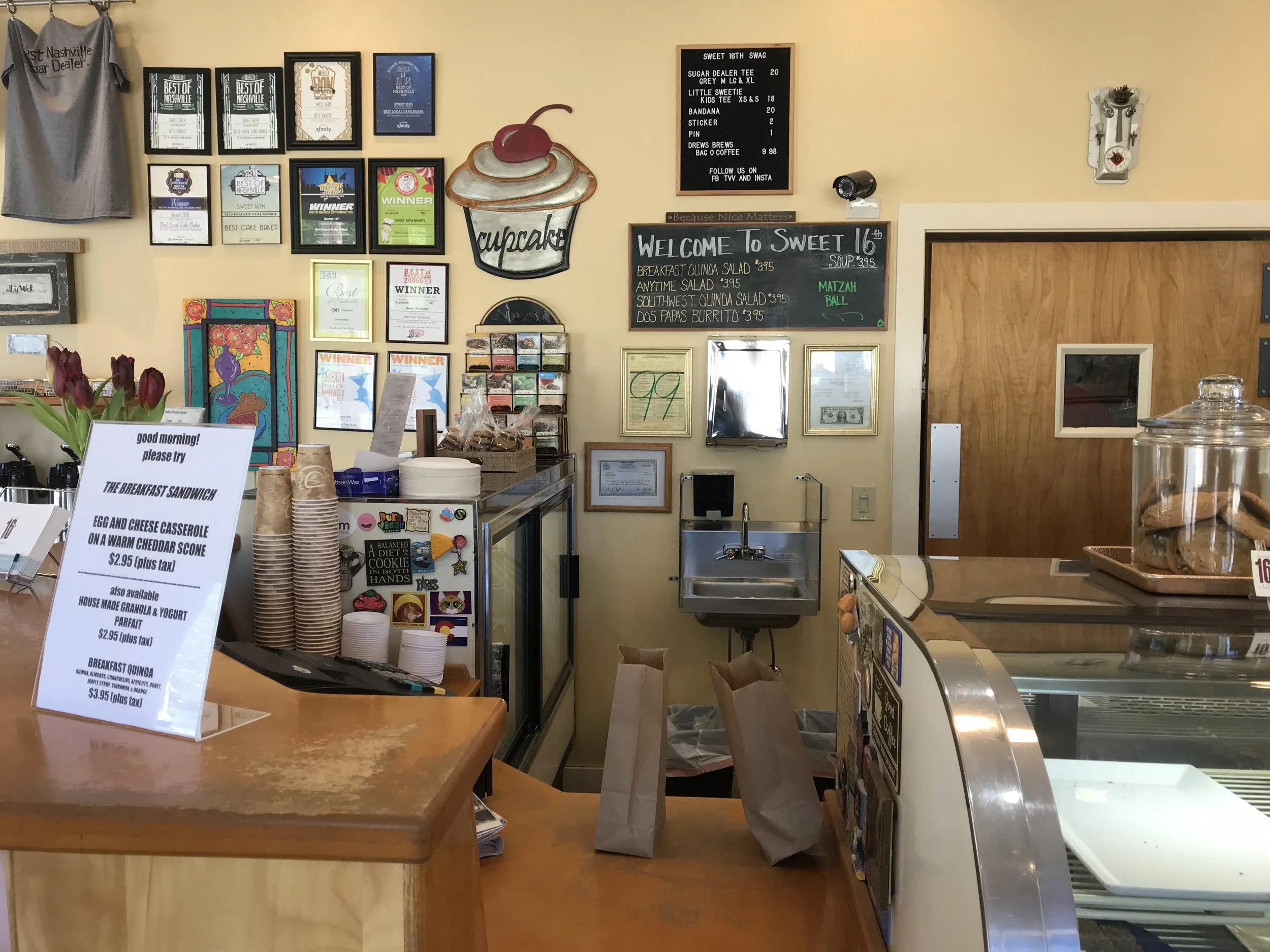 Sweet 16th Bakery, Nashville, TN, April 2019