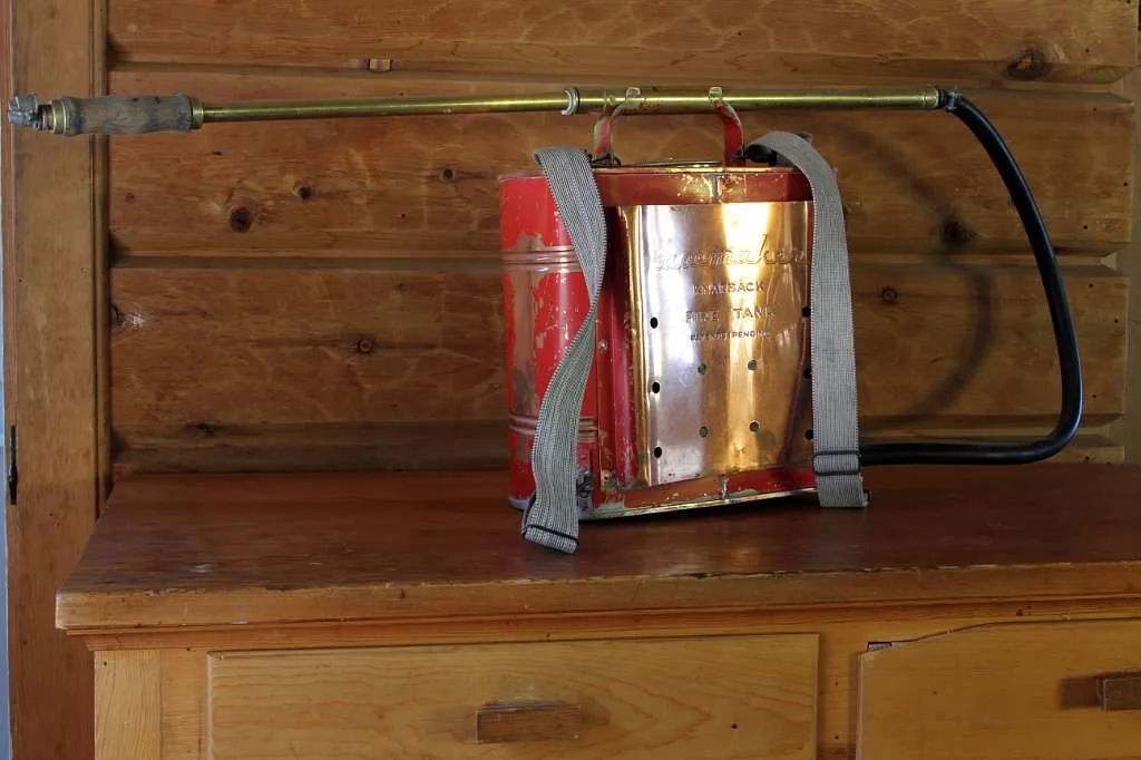 Schilling-lodge-txc-lake-tahoe-rubicon-paradise-flat-interior-antique-fire-extinguisher-back.jpeg