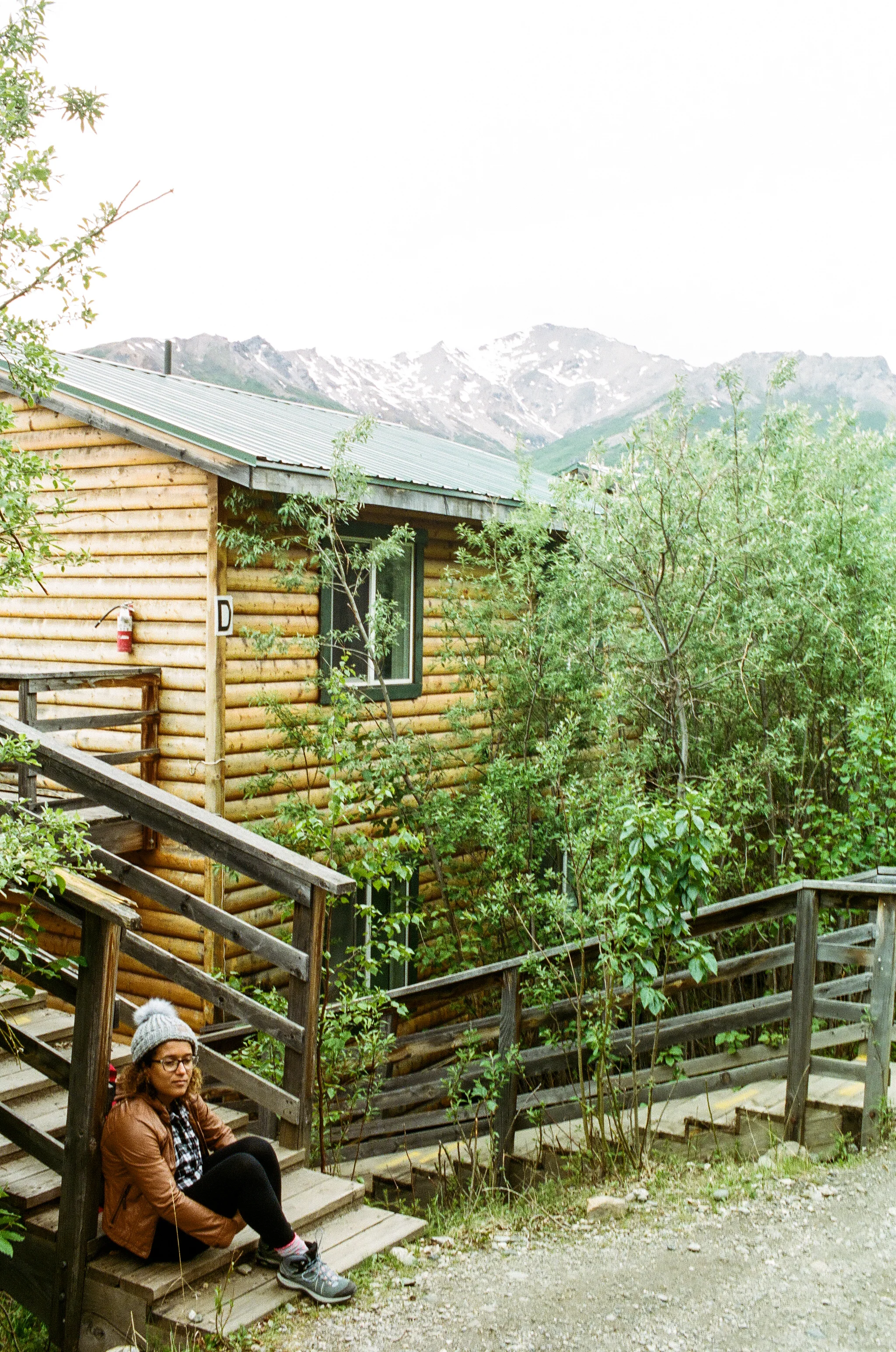 Yanara, Outside her room.