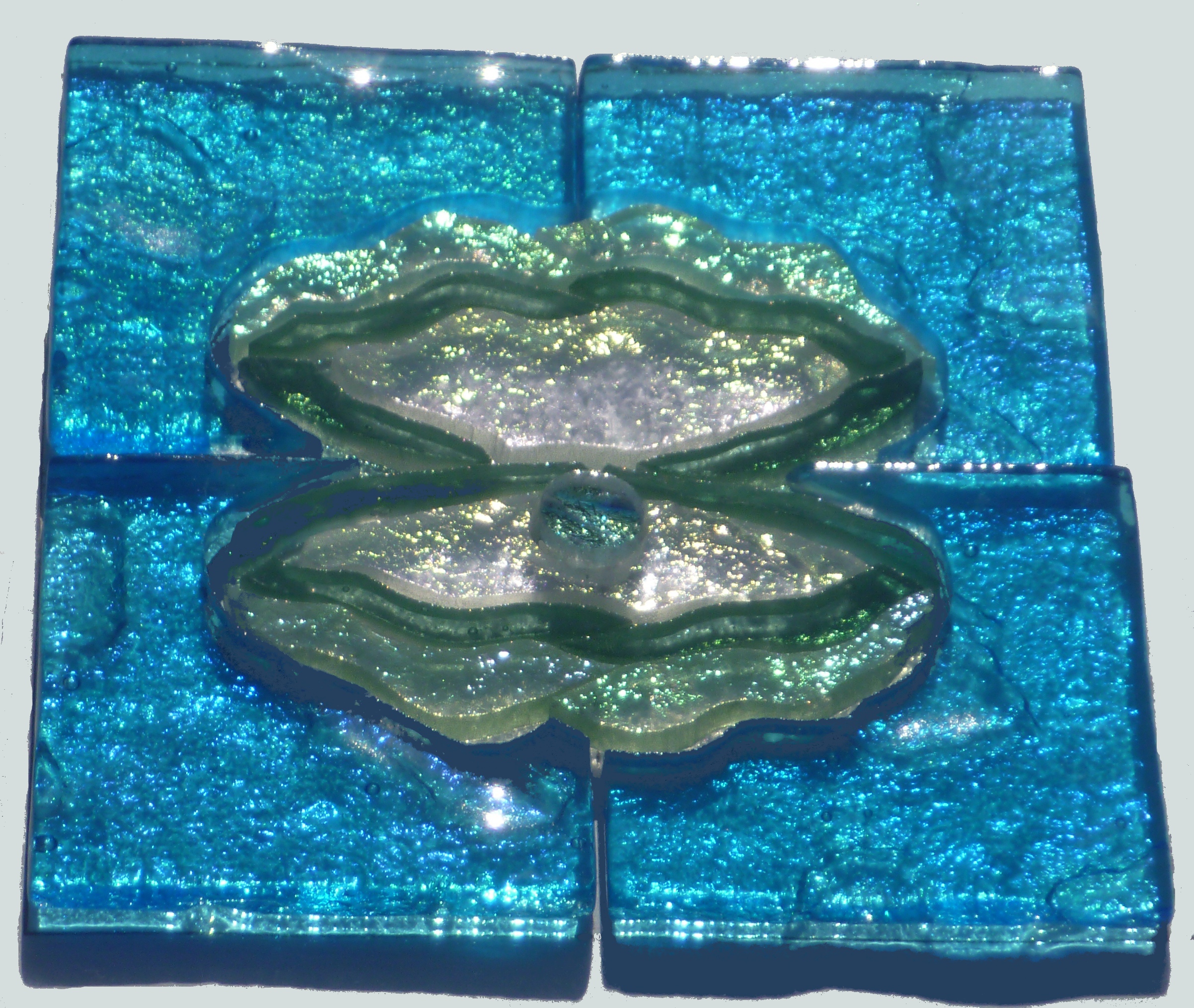 Glass mosaic oyster surround 1a.JPG