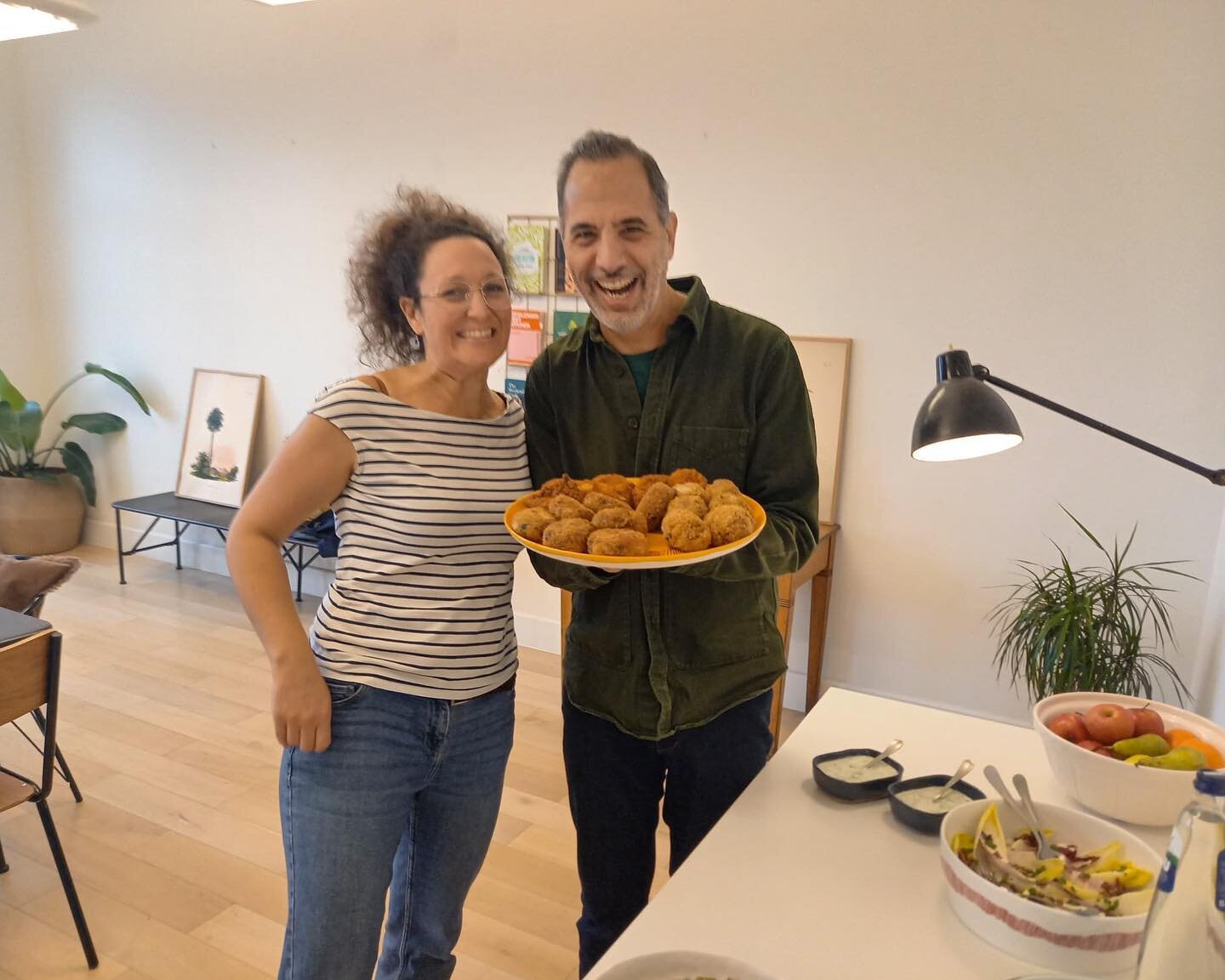 OMG! Guess who loved our food 🙈🥳. @ottolenghi came to visit @boekhandel_stad_leest to celebrate the launch of his latest book 🌻 

Head over to @boekhandel_stad_leest to get your copy! You won&rsquo;t be disappointed 😊

P.S. our chef de cuisine So