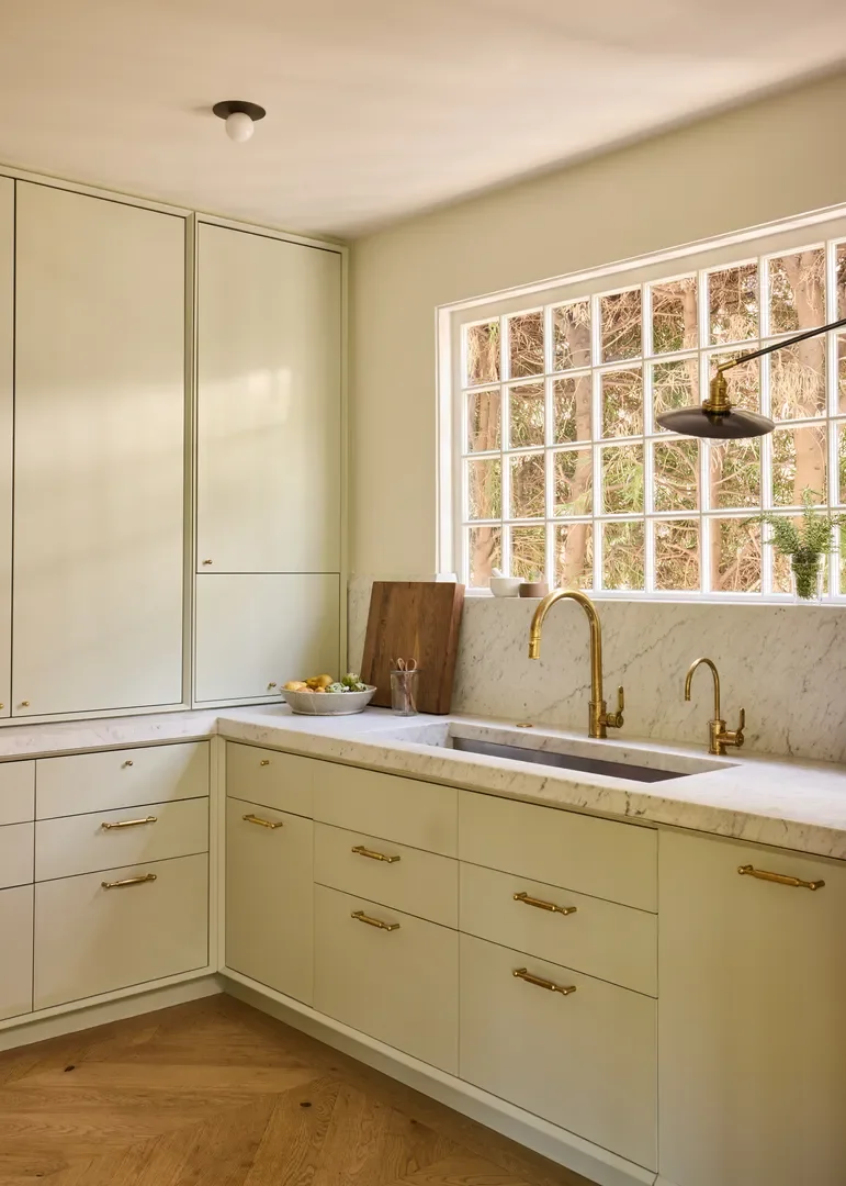 Claremont_Kitchen_Butlers-Pantry_030.webp