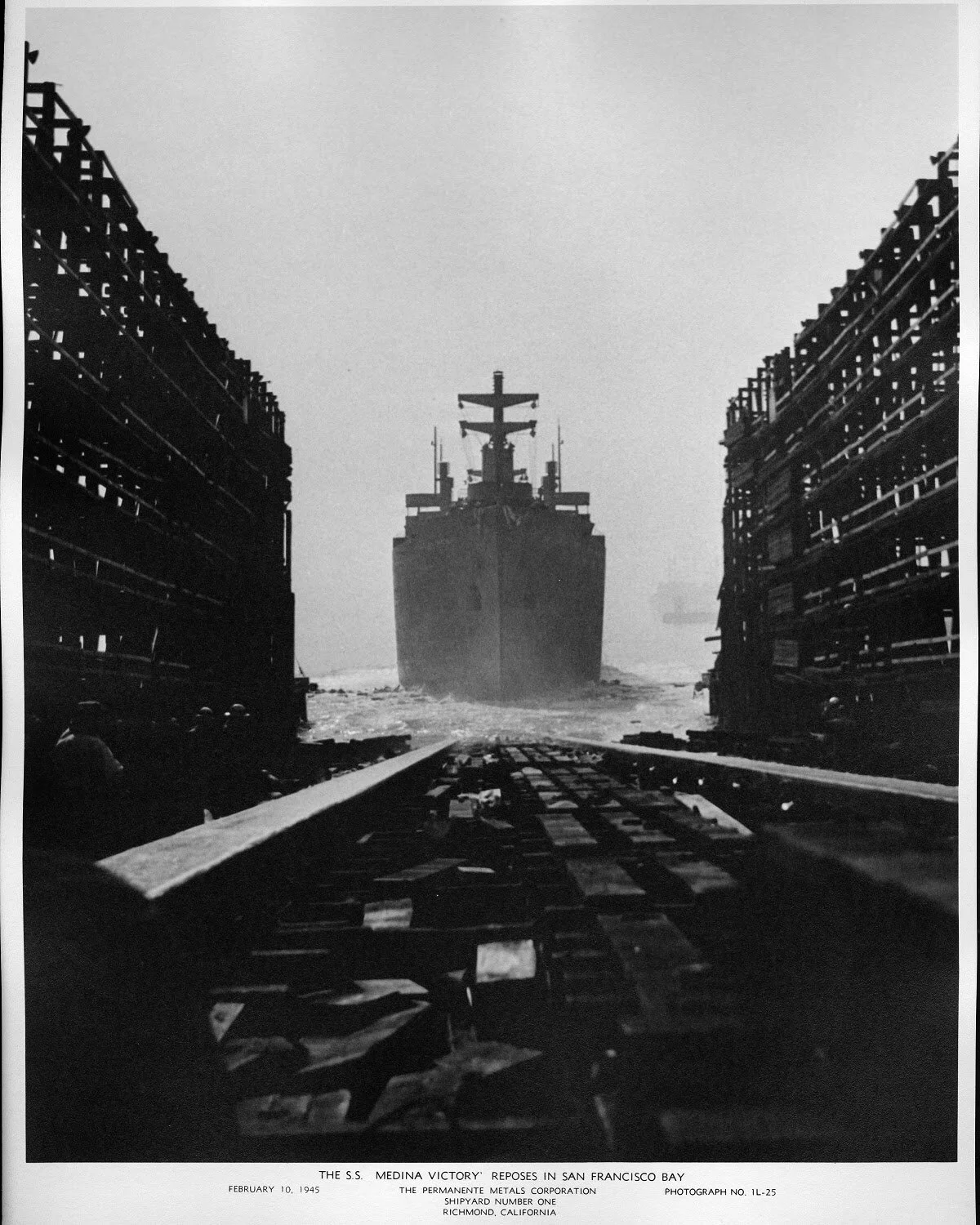 SS RED OAK — The Factory Bar