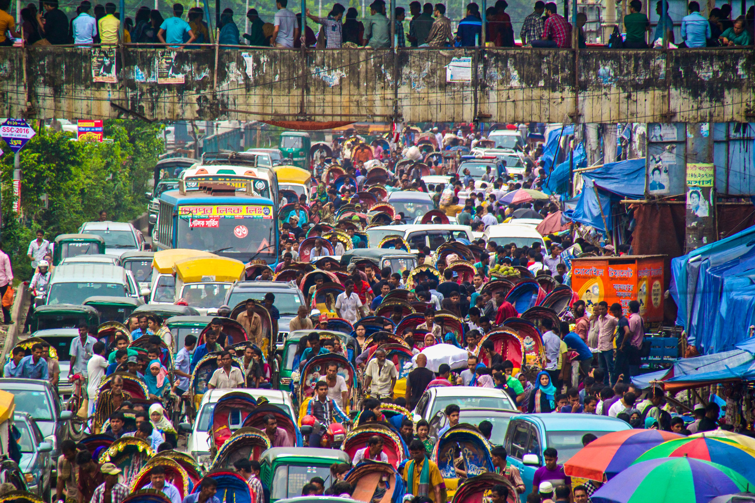 dhaka bangladesh new market traffic-2.jpg