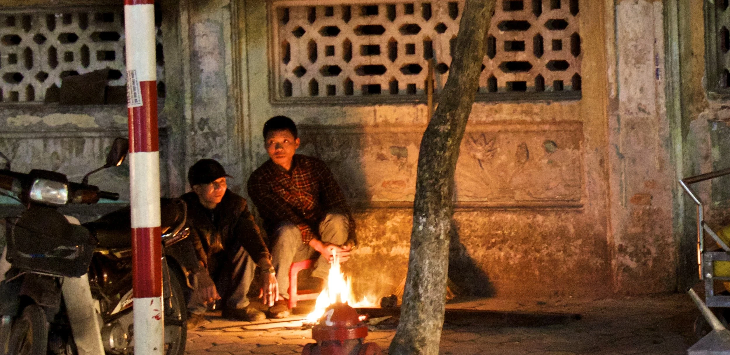 Peter Gets Evicted (Vietnam)