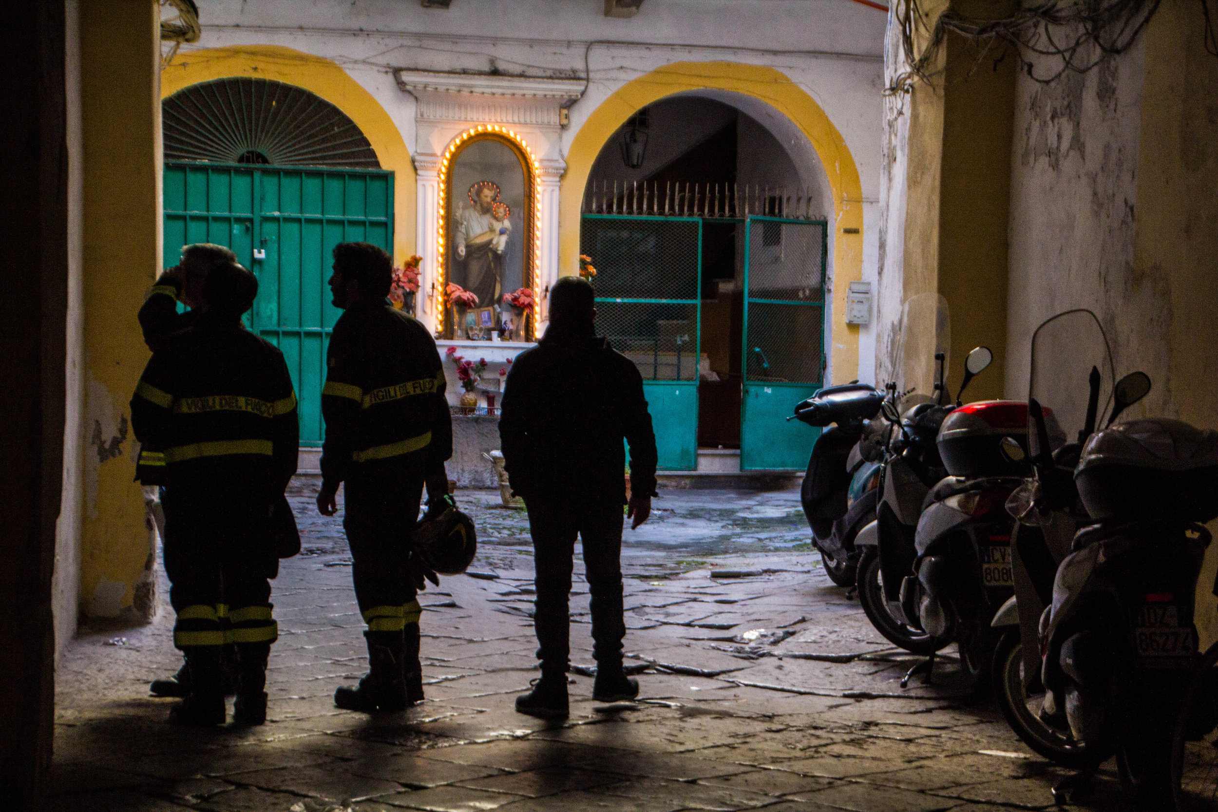 street-photography-palermo-sicily-56.jpg